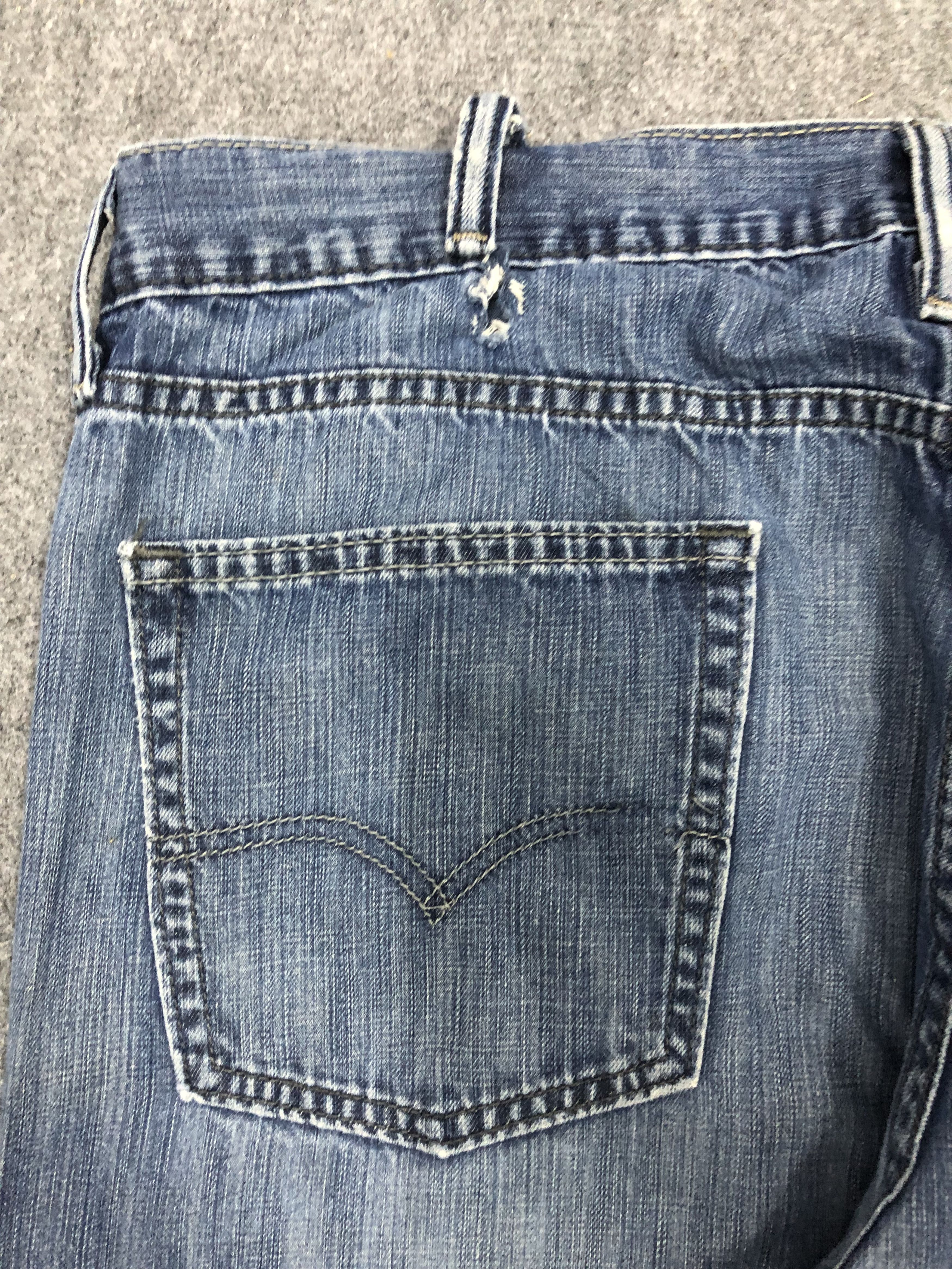 Levi's Vintage Levis 514 Jeans DP1035 Size US 39 - 13 Thumbnail