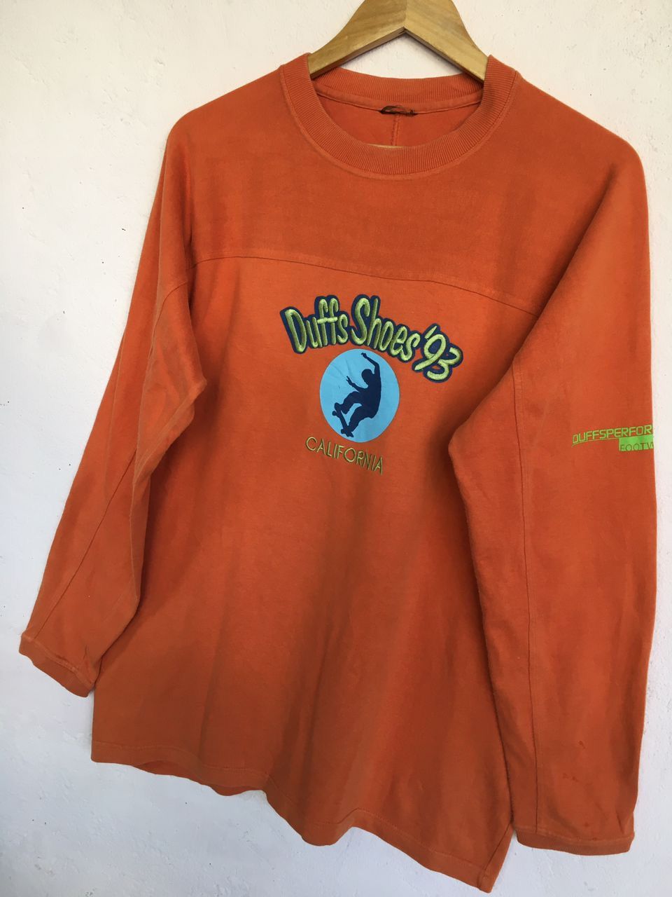 Vintage Duffs Shoes’3 Skateboard California sweaters Size US L / EU 52-54 / 3 - 2 Thumbnail