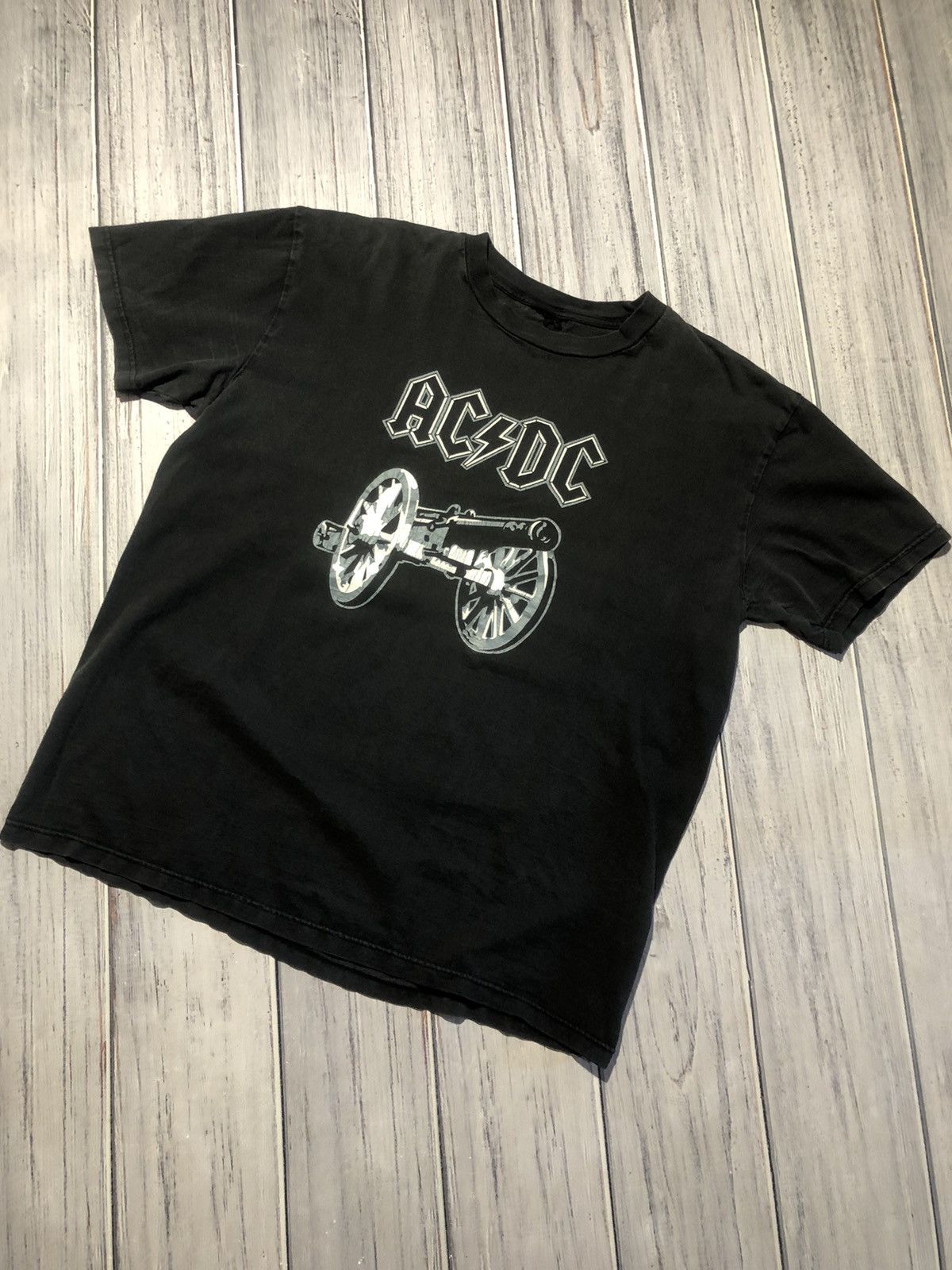 AC/DC × Band Tees × Vintage Vintage AC DC About To Rock T-Shirt Big ...