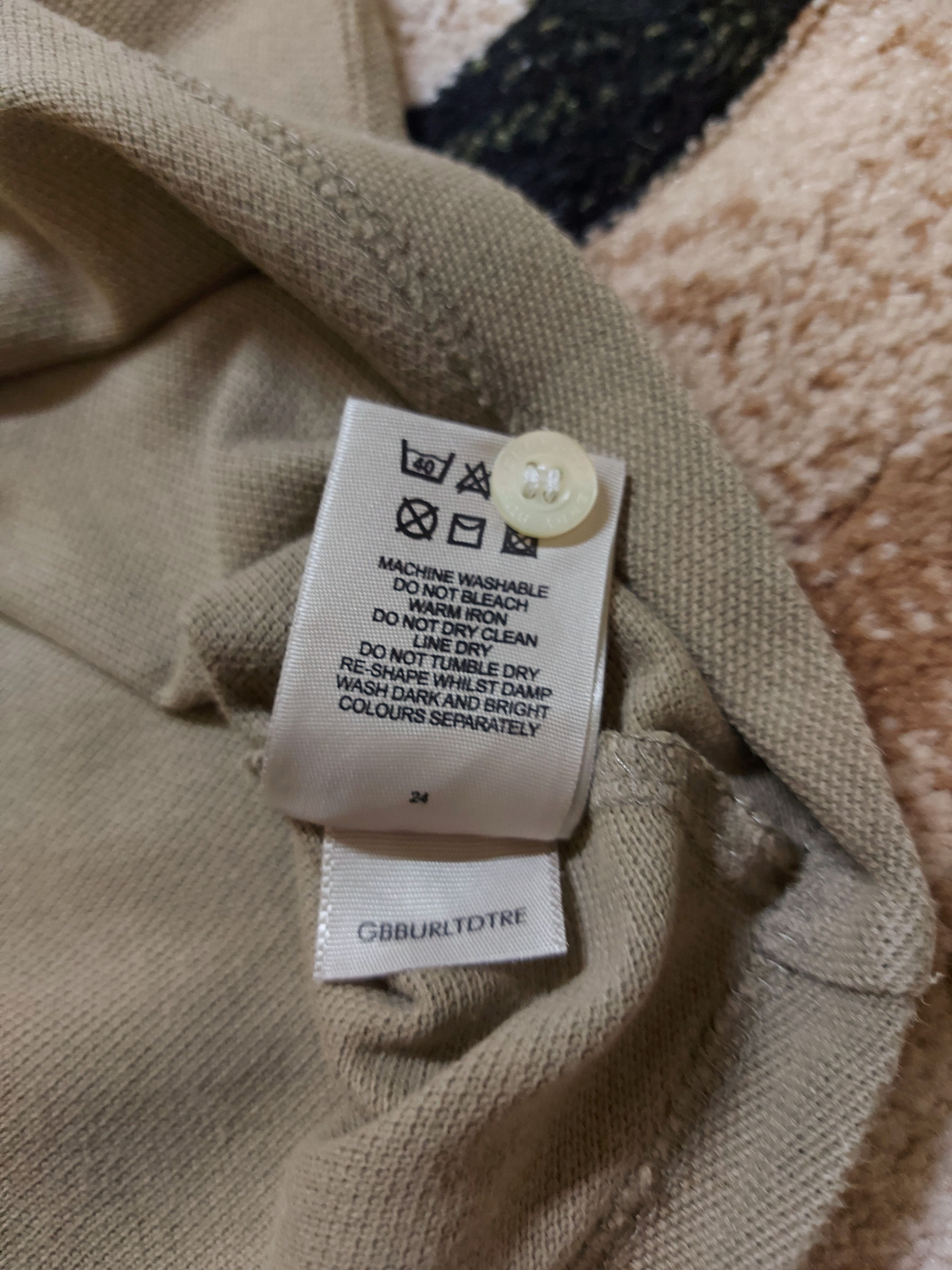 Burberry (B121) burberry - polo shirt made in GB Size US M / EU 48-50 / 2 - 9 Thumbnail