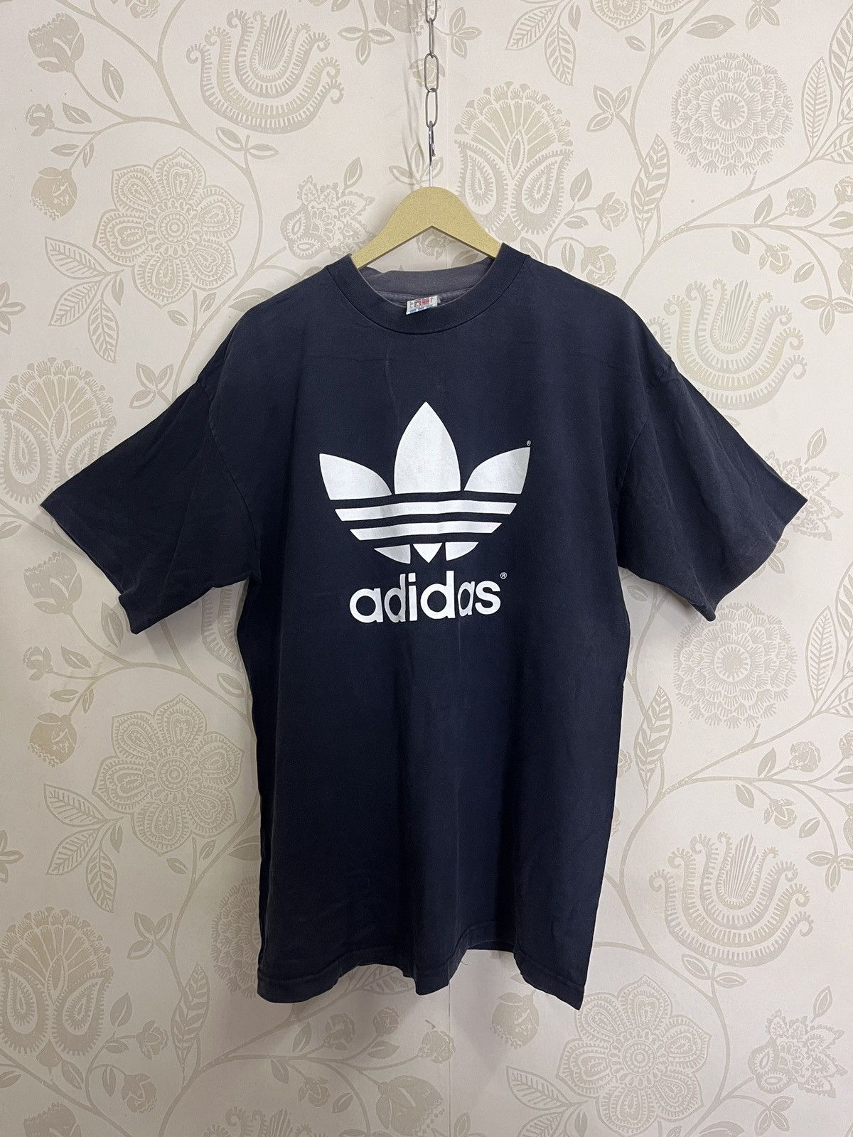 Adidas × Vintage Vintage 1980s Adidas Trefoil TShirt Single Stitch Size US L / EU 52-54 / 3 - 2 Thumbnail