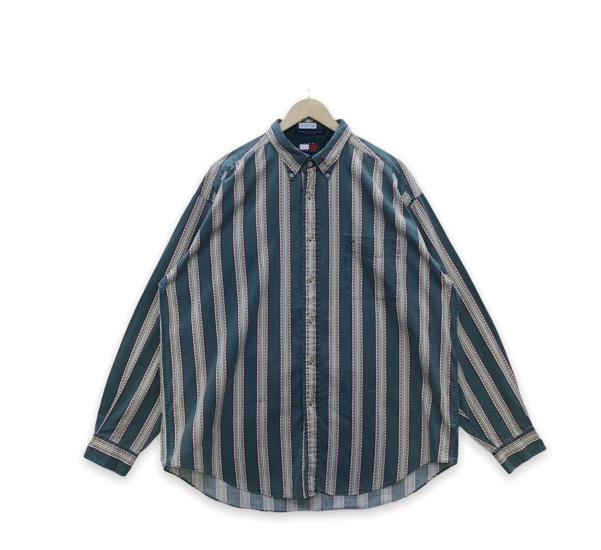Tommy Hilfiger Vintage Tommy Hilfiger Pattern Design Button Shirt Size US XL / EU 56 / 4 - 1 Thumbnail