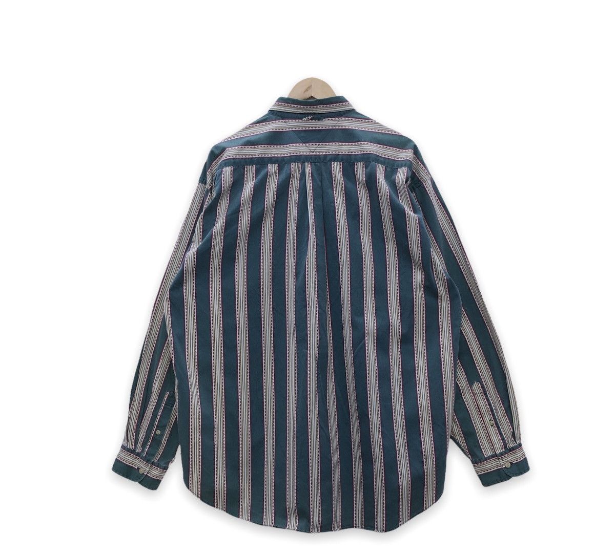 Tommy Hilfiger Vintage Tommy Hilfiger Pattern Design Button Shirt Size US XL / EU 56 / 4 - 2 Thumbnail