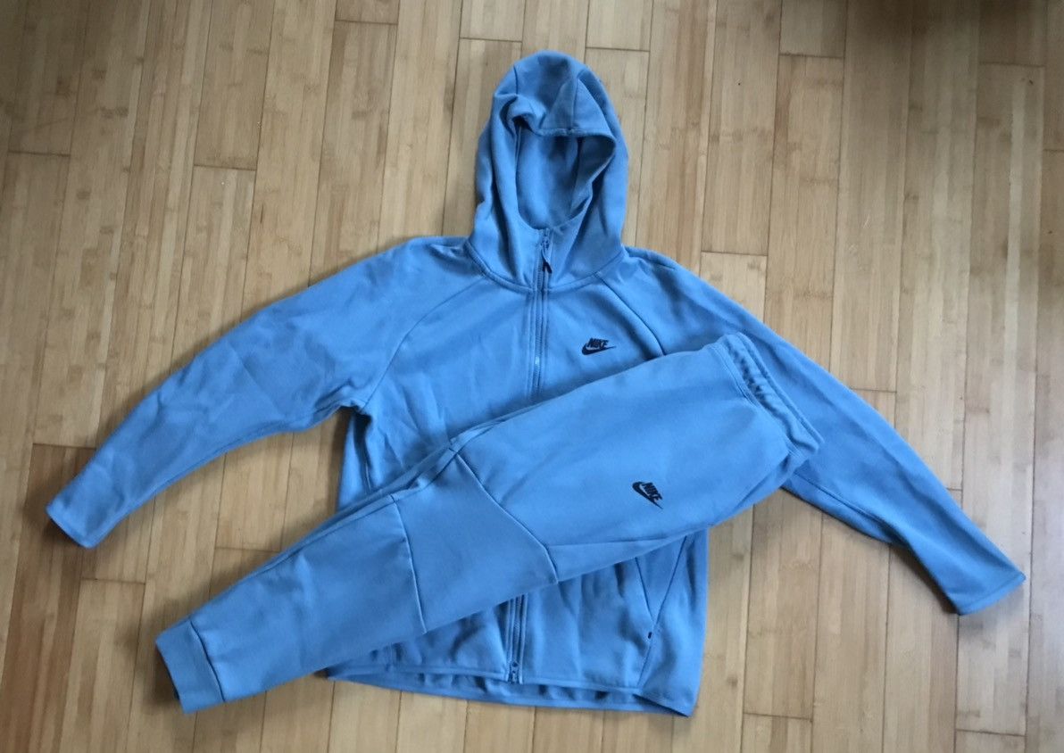 Nike Tech Fleece Sweatsuit