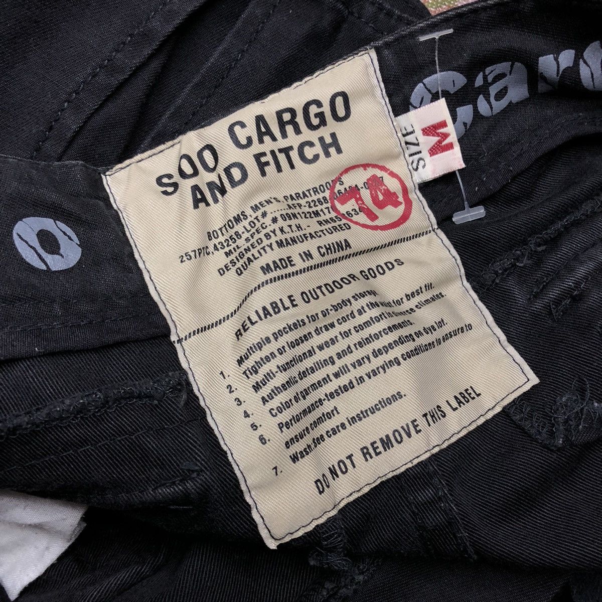 Japanese Brand Cargo Pants Military Bondage Multi Pocket Size US 32 / EU 48 - 8 Thumbnail