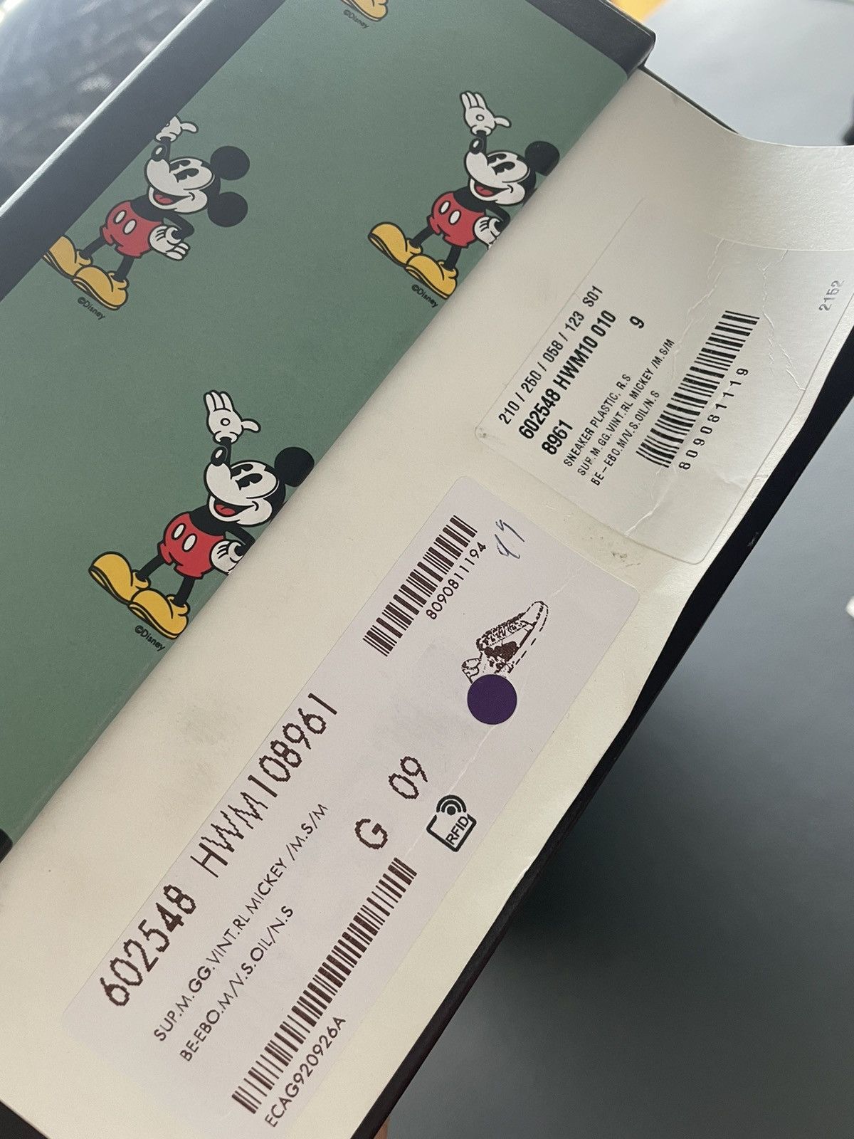Disney Limited Edition Brand New Gucci x Mickey Mouse ACE Sneaker Size US 9.5 / EU 42-43 - 4 Thumbnail
