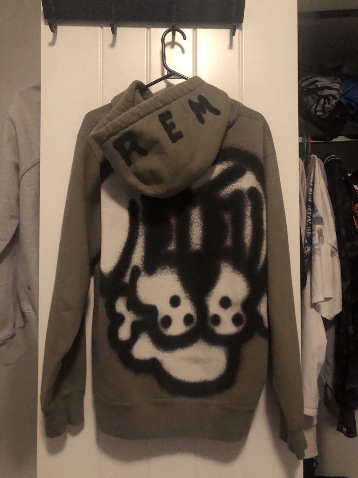 Supreme bone zip up hoodie hotsell