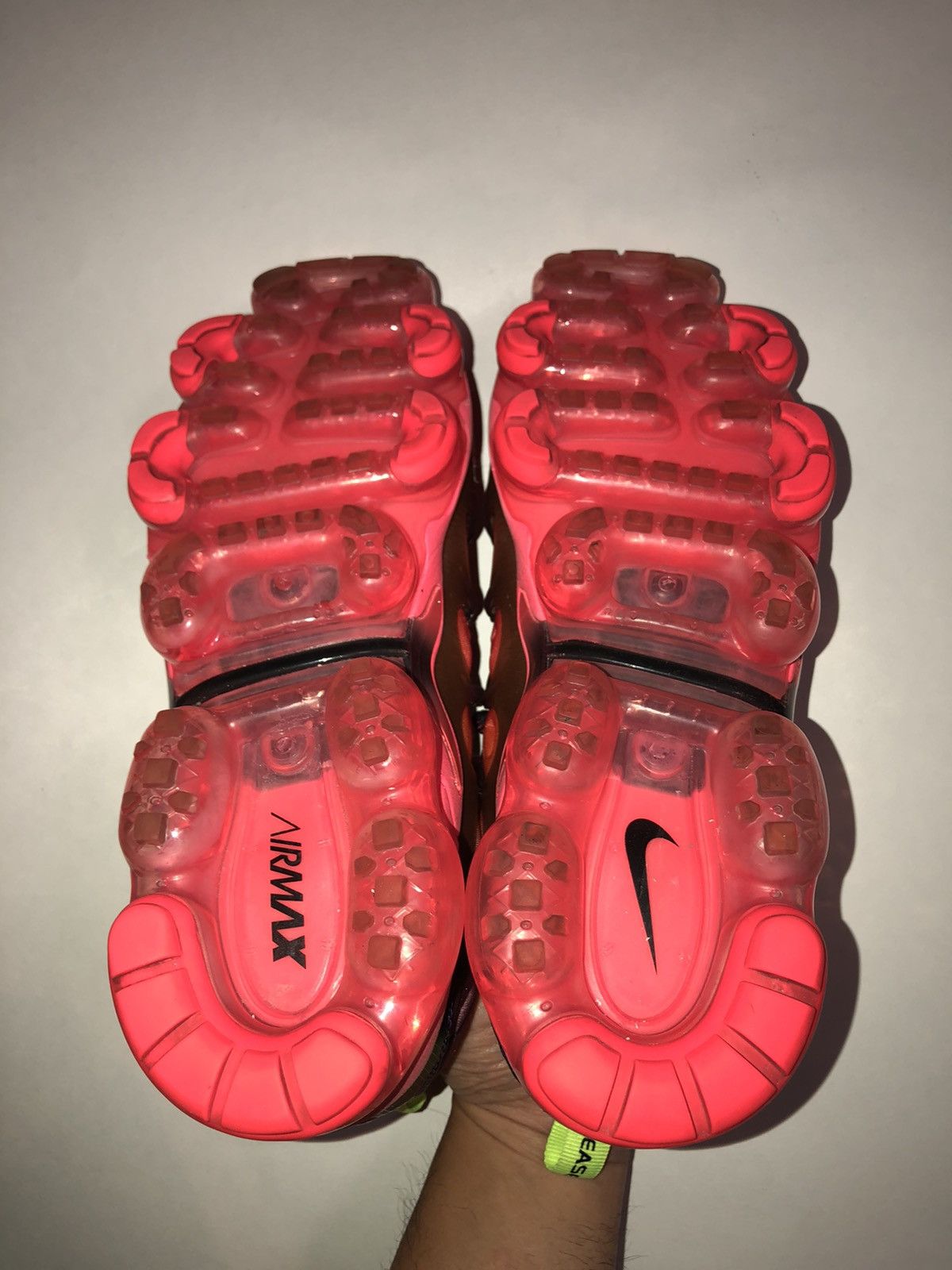 Nike NIKE AIR VaporMax Plus Laser Black Pink Flight Pack Sneakers Size US 8.5 / EU 41-42 - 4 Thumbnail