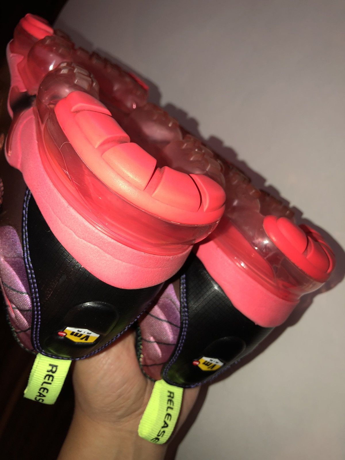 Nike NIKE AIR VaporMax Plus Laser Black Pink Flight Pack Sneakers Size US 8.5 / EU 41-42 - 3 Thumbnail