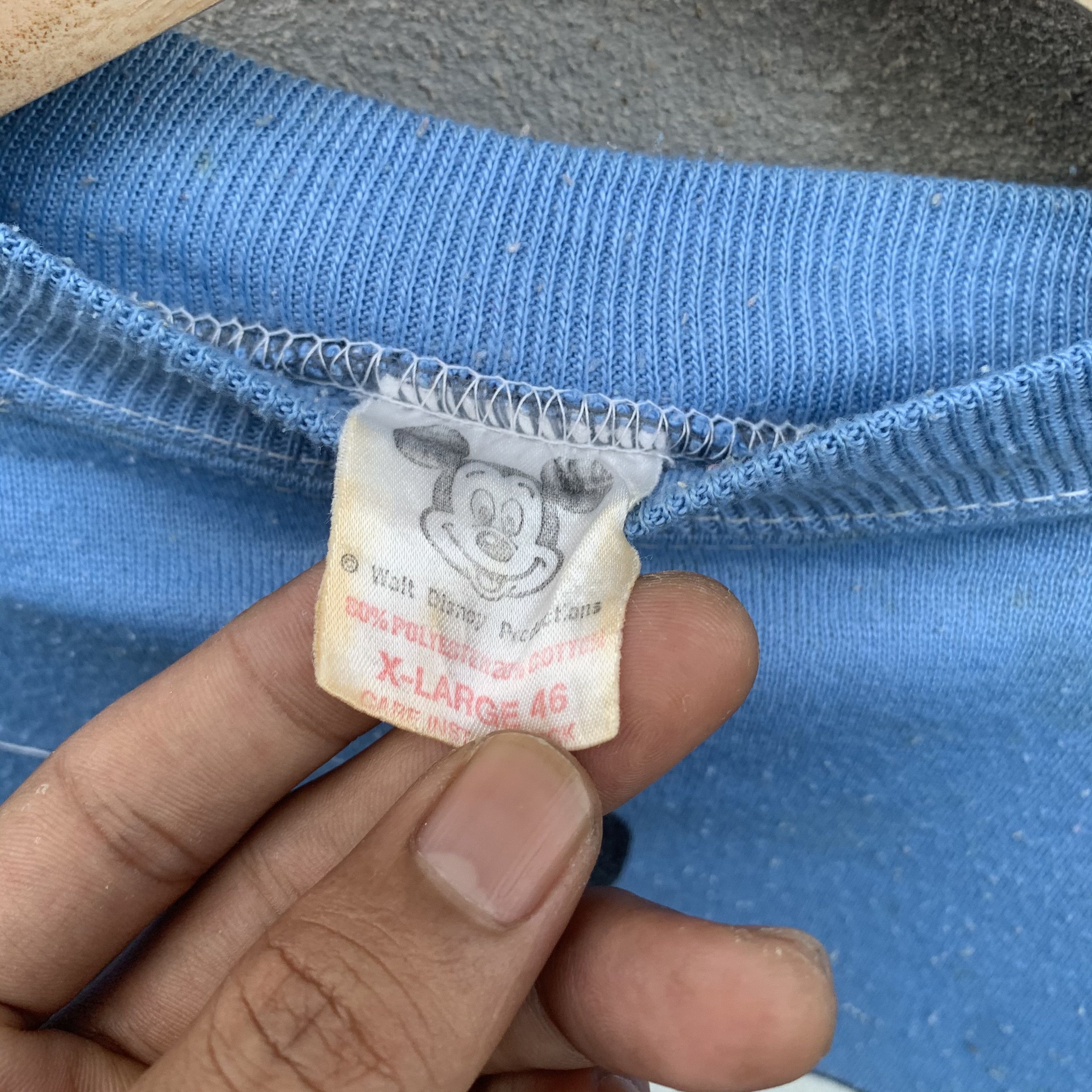 Vintage 💥 STEALS 💥Vintage Mickey Disney Pullover Movie Sweater Size US L / EU 52-54 / 3 - 5 Thumbnail