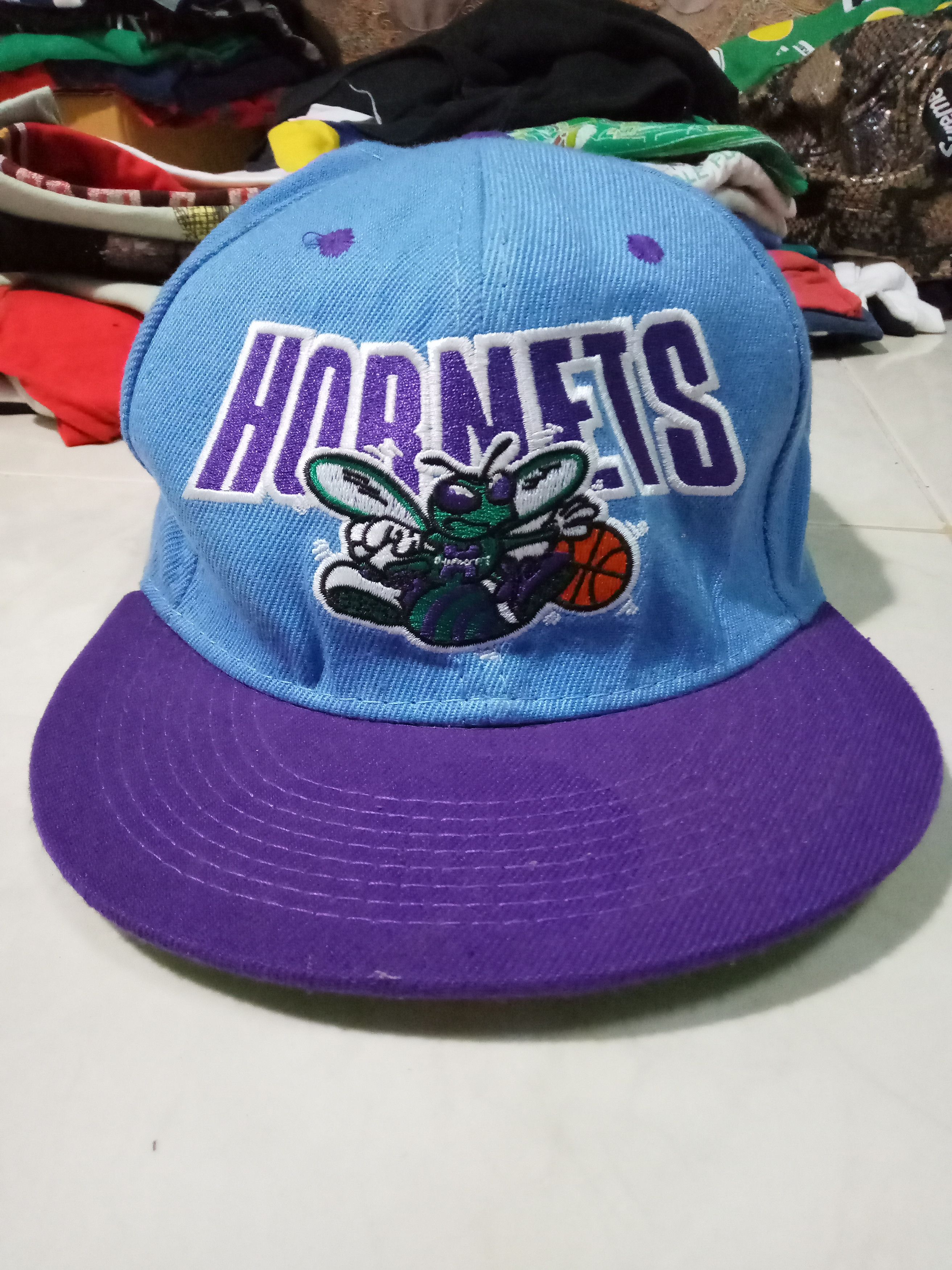 NBA × New Era × Vintage NBA Hornets Team Basket Ball by New Era x Mitchell & ness Size ONE SIZE - 1 Thumbnail