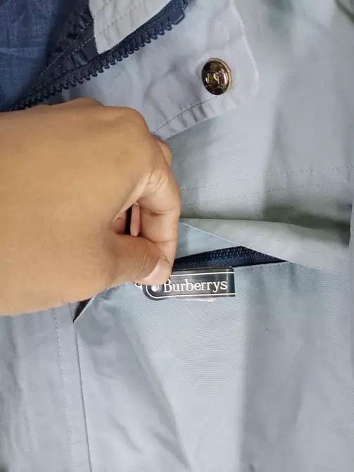 Burberry Rare Vintage Burberrys Sport Big Logo Jacket Size US L / EU 52-54 / 3 - 6 Thumbnail