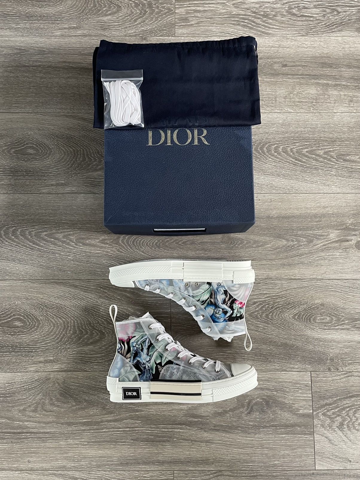 dior b23 robot