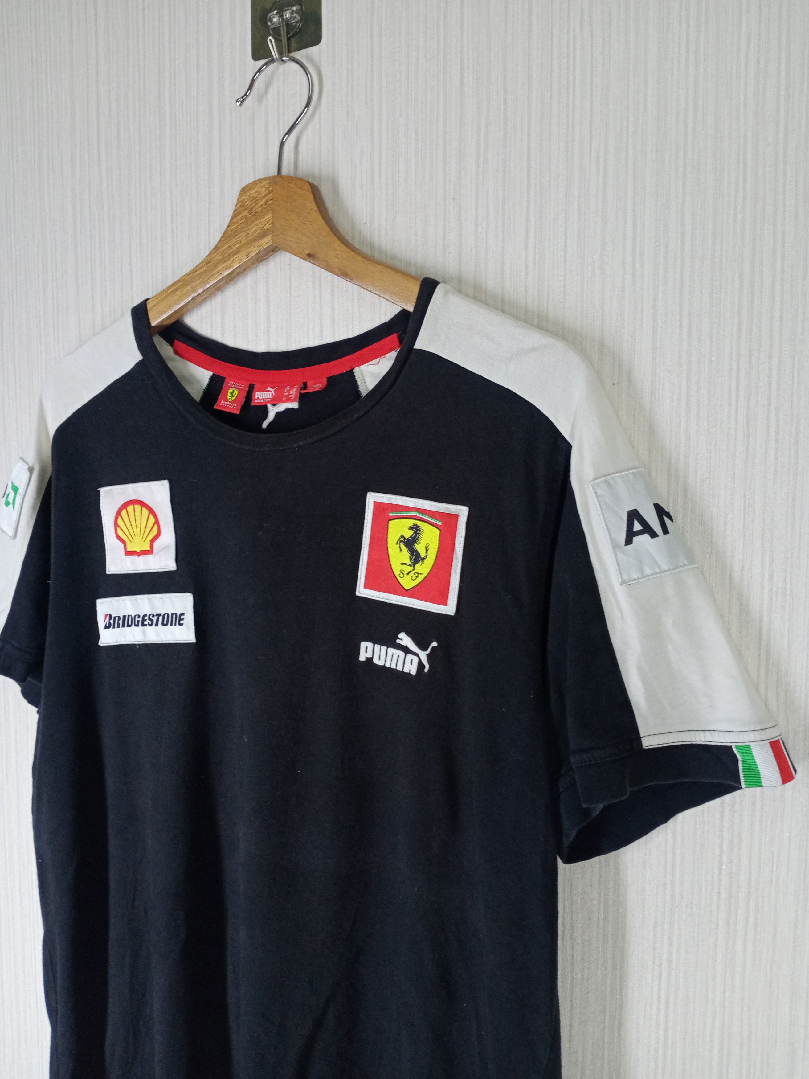Ferrari × Puma RARE COLLABORATION PUMA x FERRARI RACING TSHIRT Size US M / EU 48-50 / 2 - 3 Thumbnail