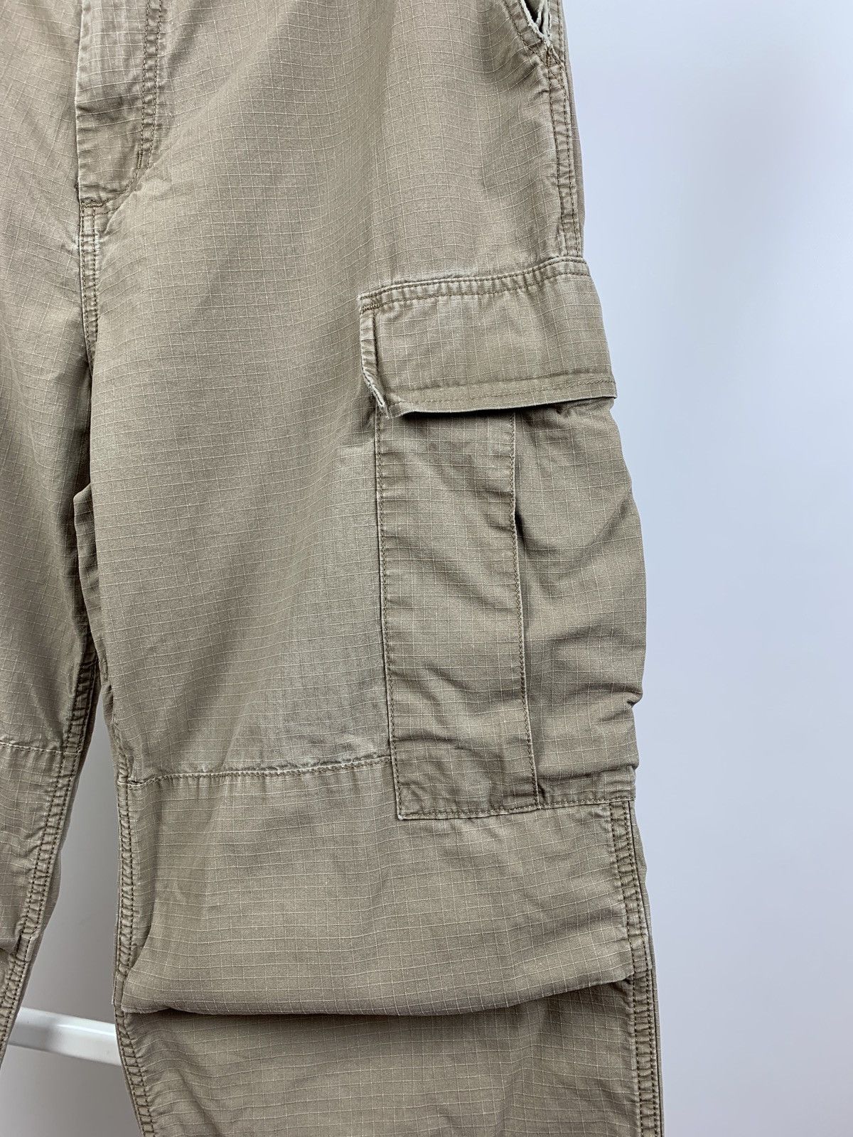 Carhartt Vintage Carhartt WIP Distressed Cargo Pants Travis Style Size US 33 - 16 Thumbnail
