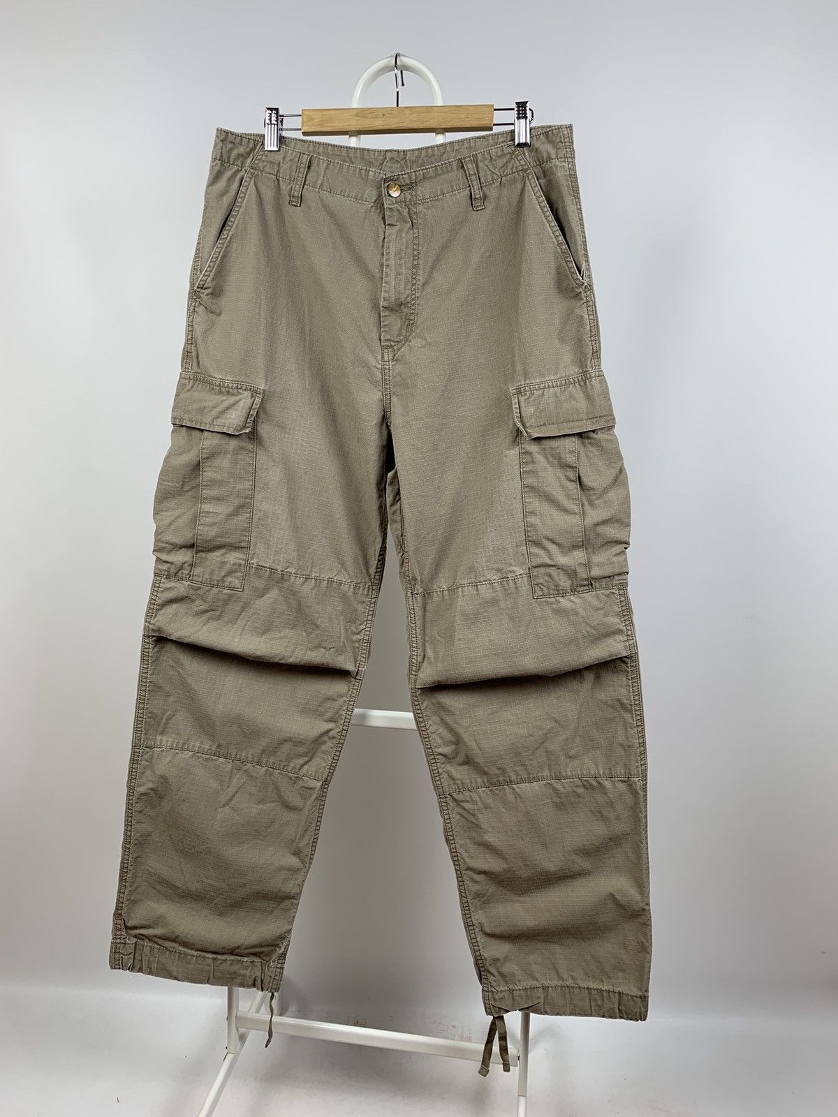 Carhartt Vintage Carhartt WIP Distressed Cargo Pants Travis Style Size US 33 - 7 Thumbnail