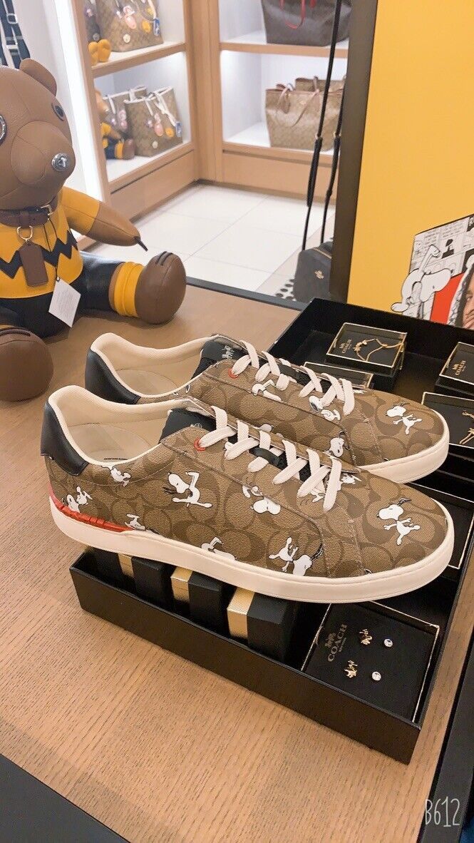 Coach X Peanuts Clip Low Top Sneaker In Signature Canvas outlets With Snoopy Woodstock P