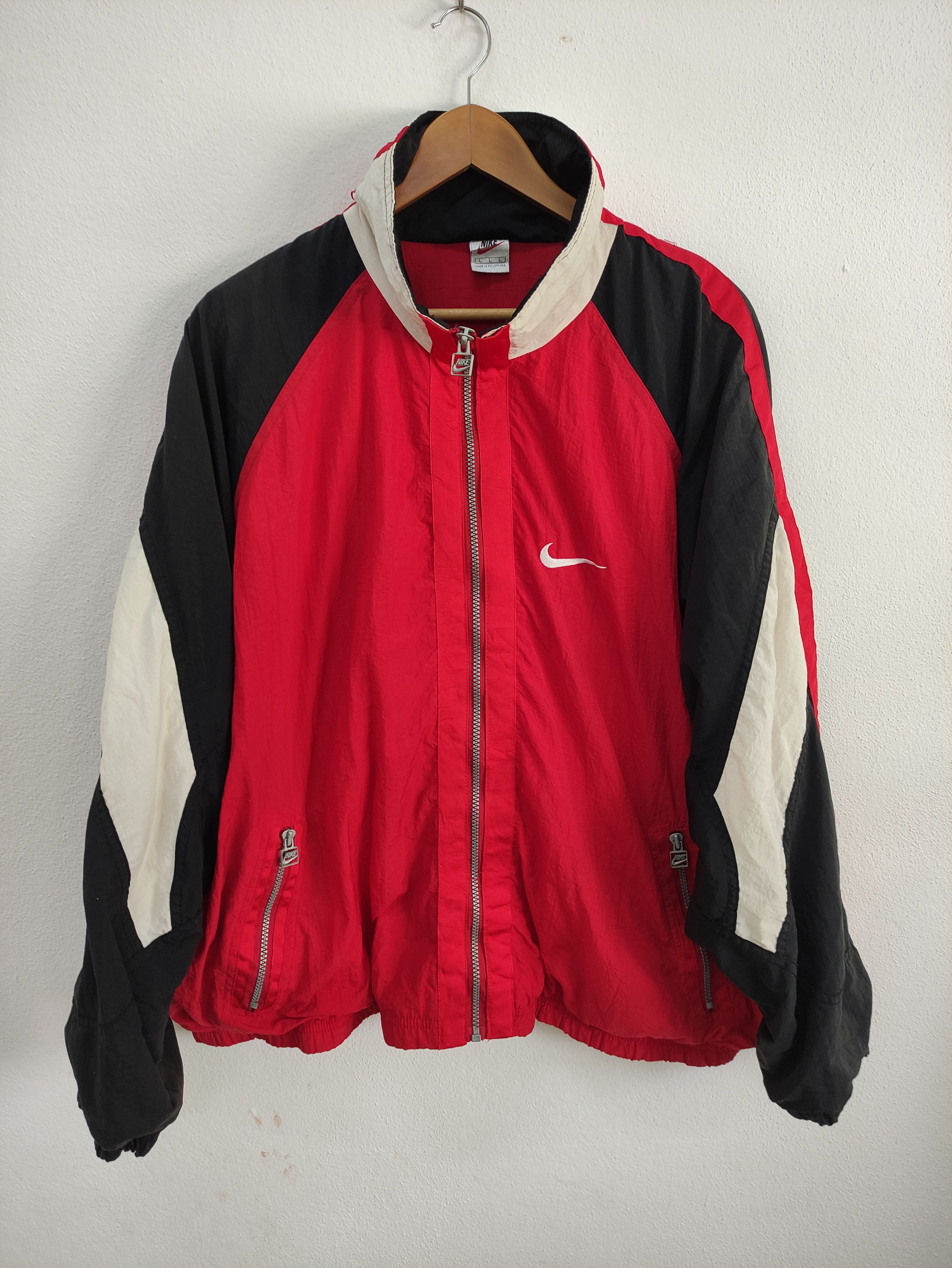Nike × Vintage Vintage Nike Big Logo Oversized Zip Up Nylon Jacket Size US L / EU 52-54 / 3 - 2 Thumbnail