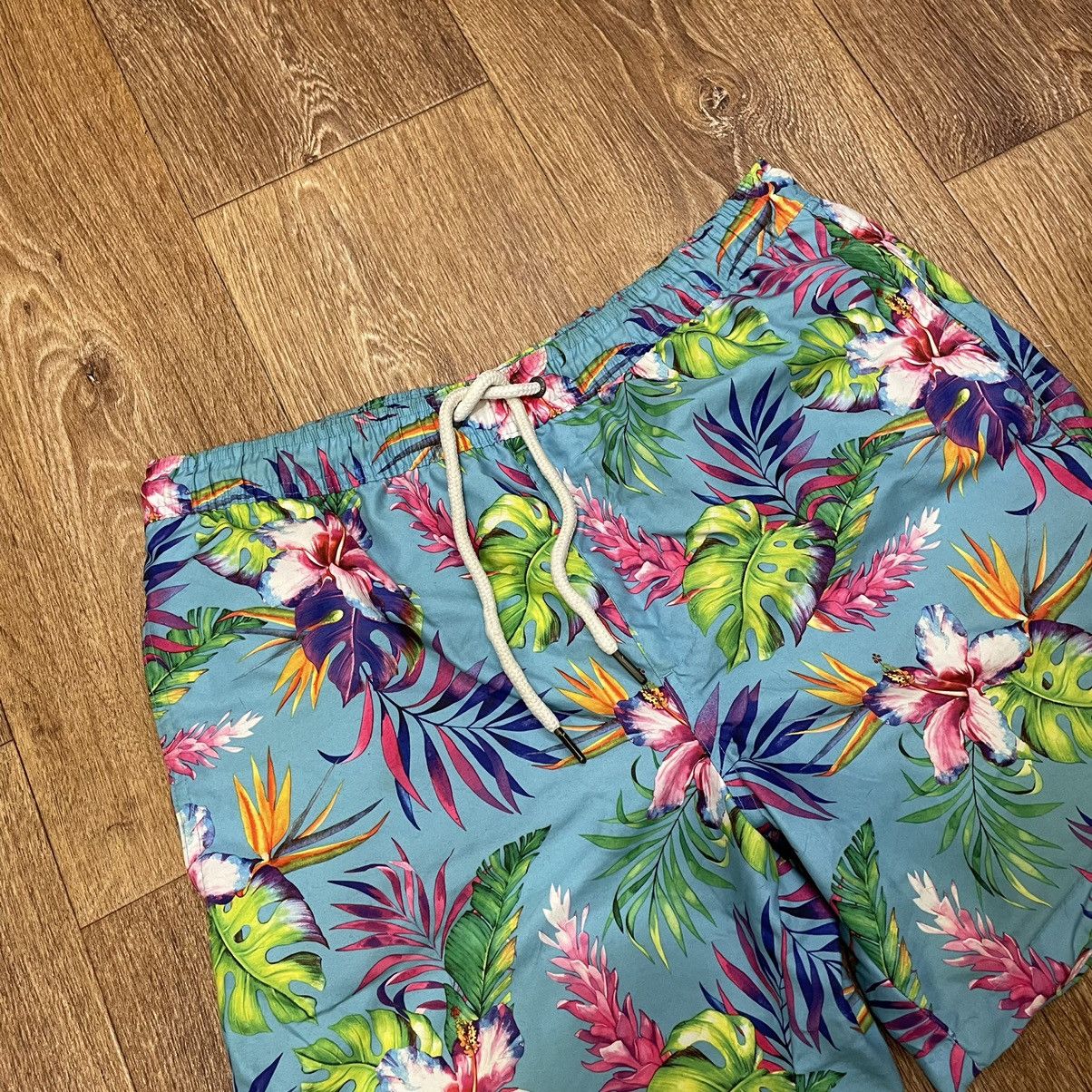 Vintage Vintage 90s Tropical Floral All Over Print Shorts Streetwear Size US 33 - 4 Thumbnail