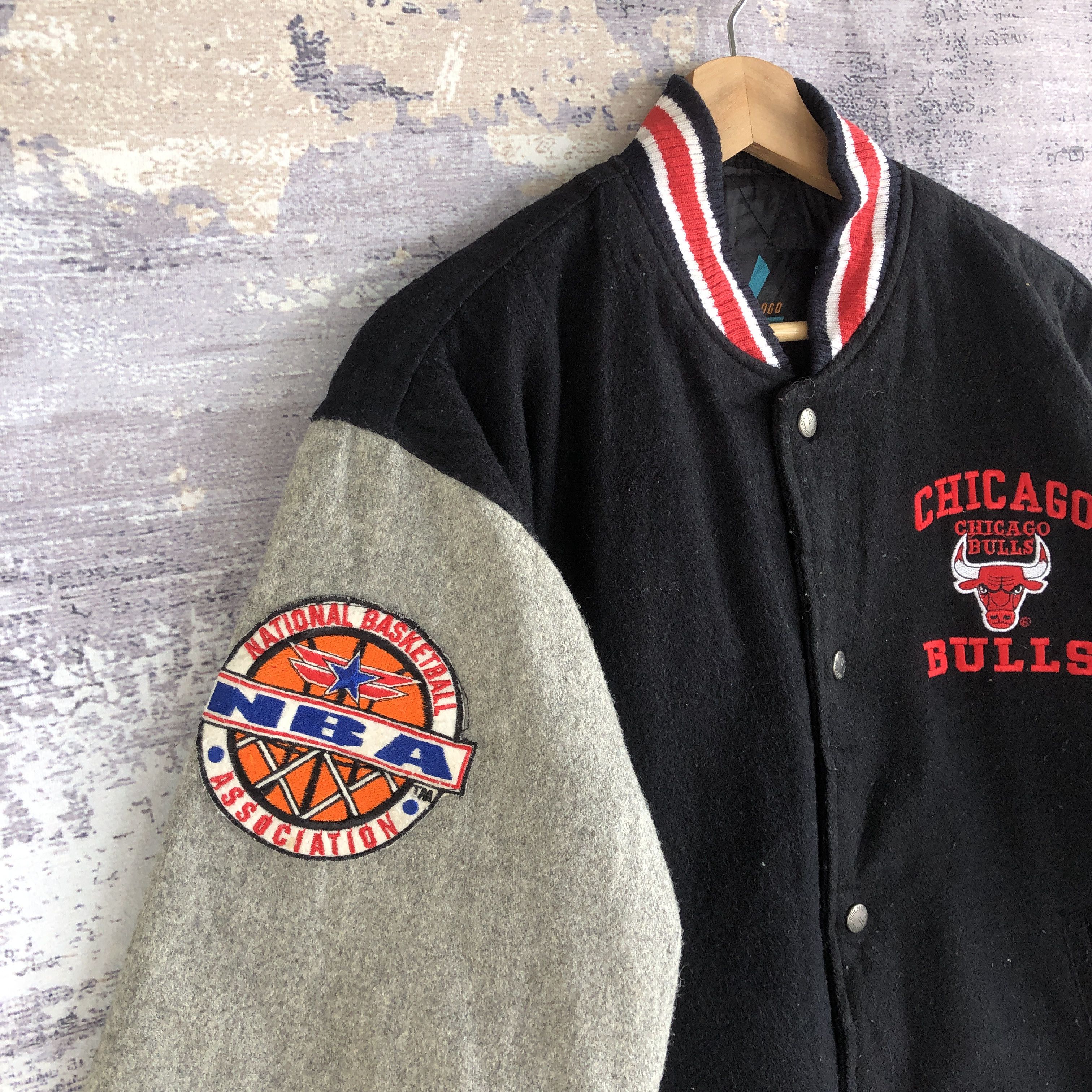 NBA Vintage Chicago Bull Varsity Jacket NBA Bull Wool Jacket Size US M / EU 48-50 / 2 - 8 Thumbnail