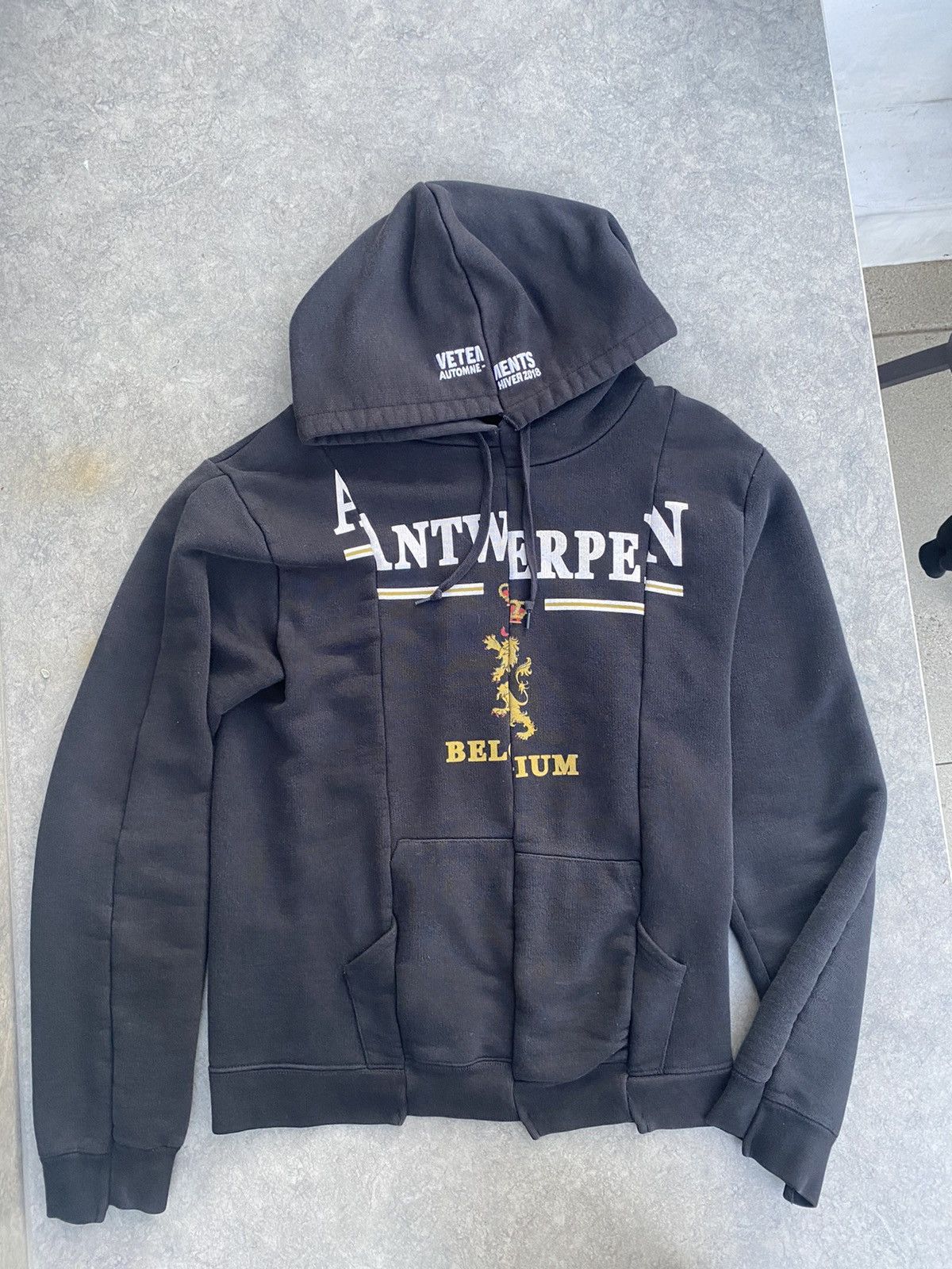 Vetements VETEMENTS ANTWERPEN AW2018 HOODIE UNEVEN MISMATCHED