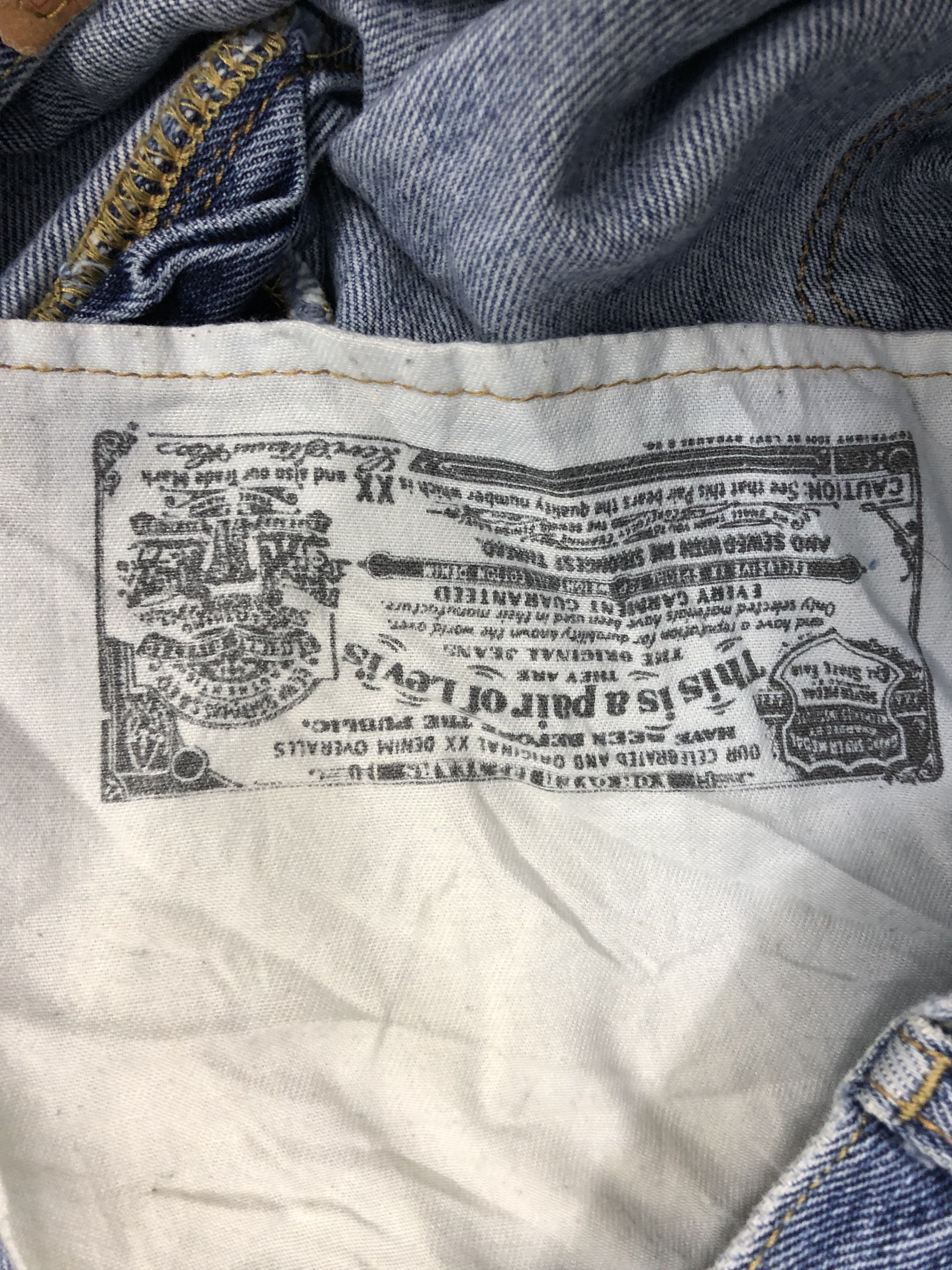 Levi's Vintage Levis 501 Light Wash Denim DP1242 Size US 39 - 13 Thumbnail