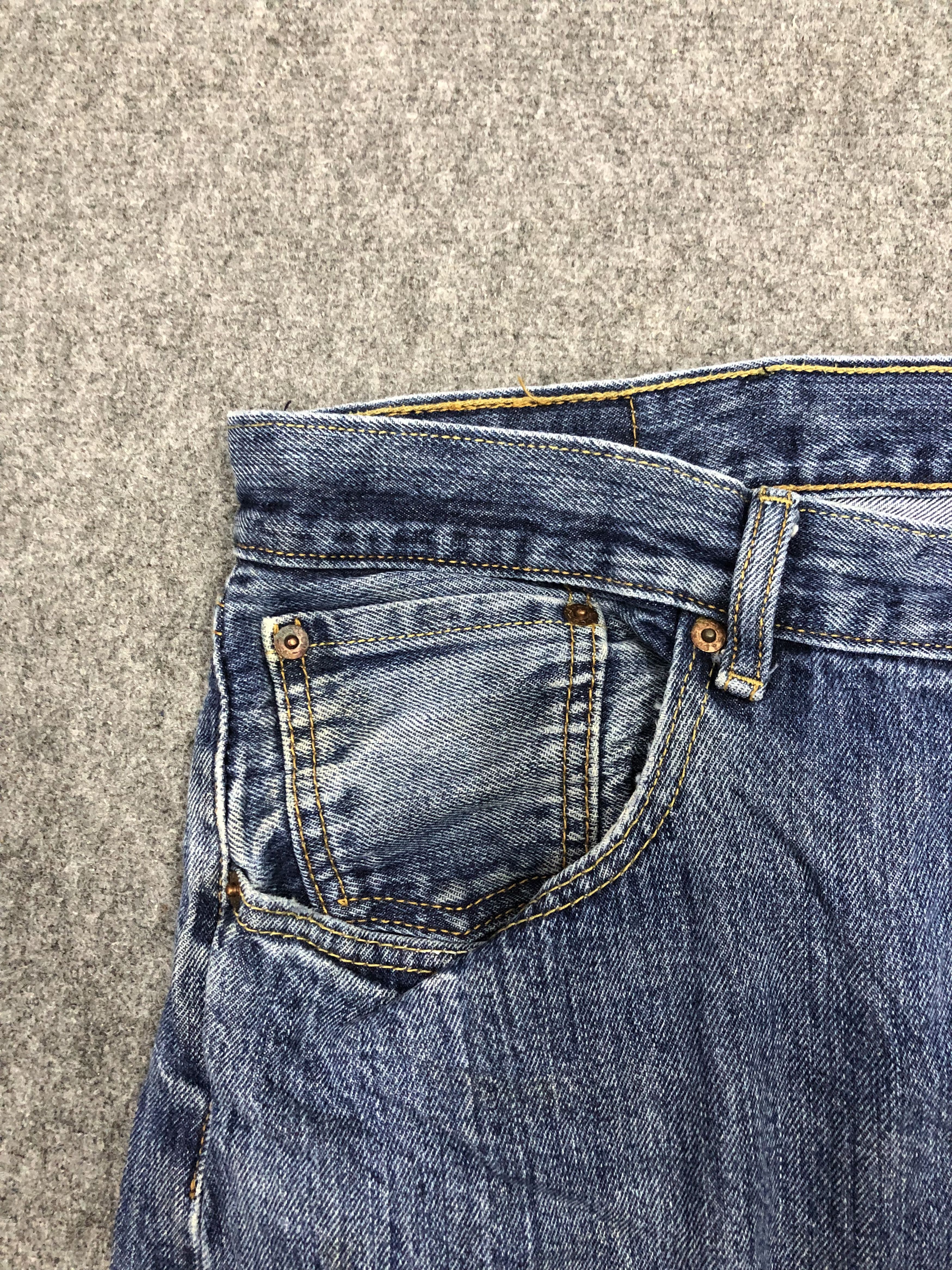 Levi's Vintage Levis 501 Light Blue Jeans DP1275 Size US 39 - 8 Thumbnail