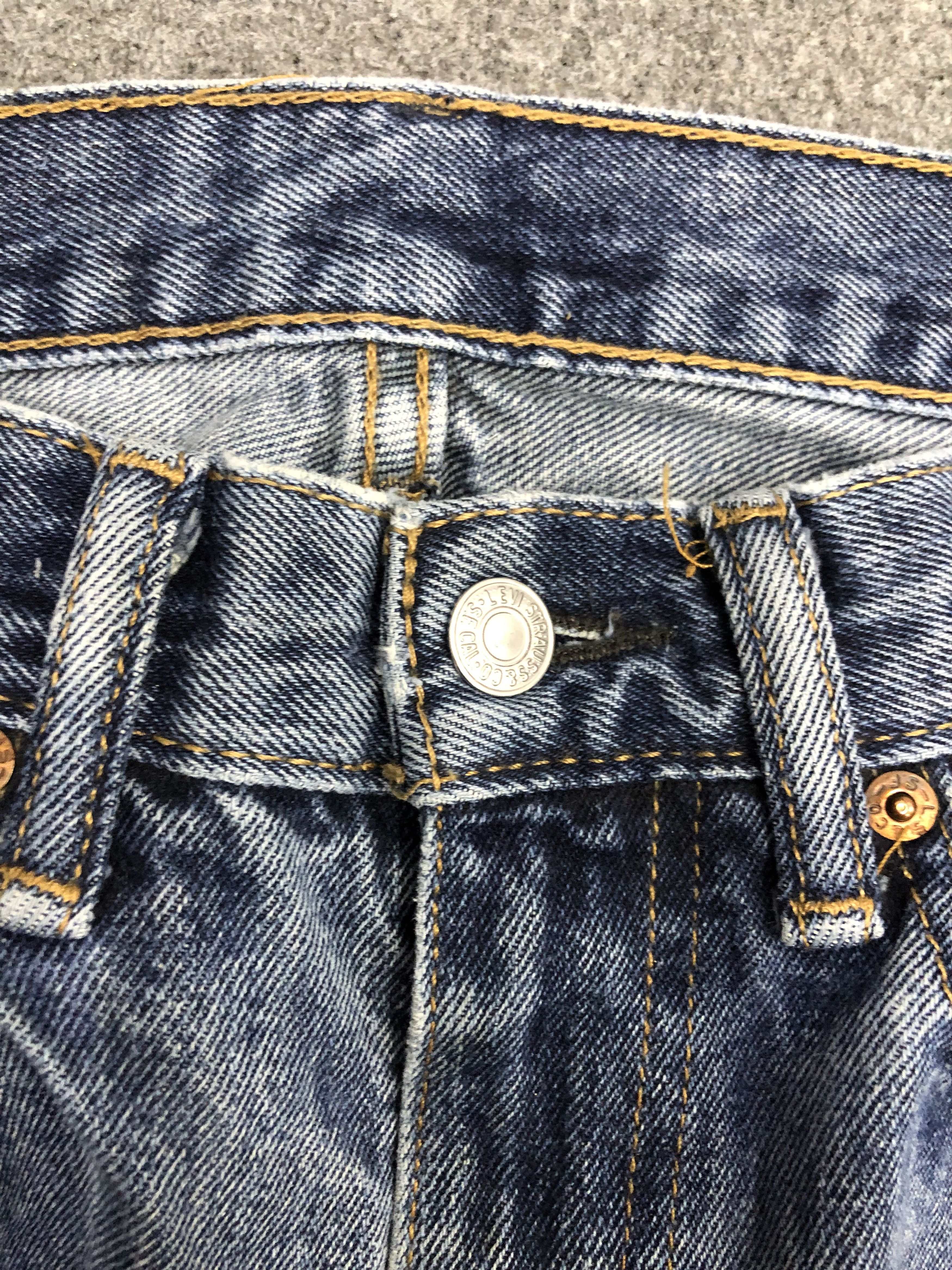 Levi's Vintage Levis 505 Light Wash Jeans DP1313 Size US 44 / EU 60 - 8 Thumbnail