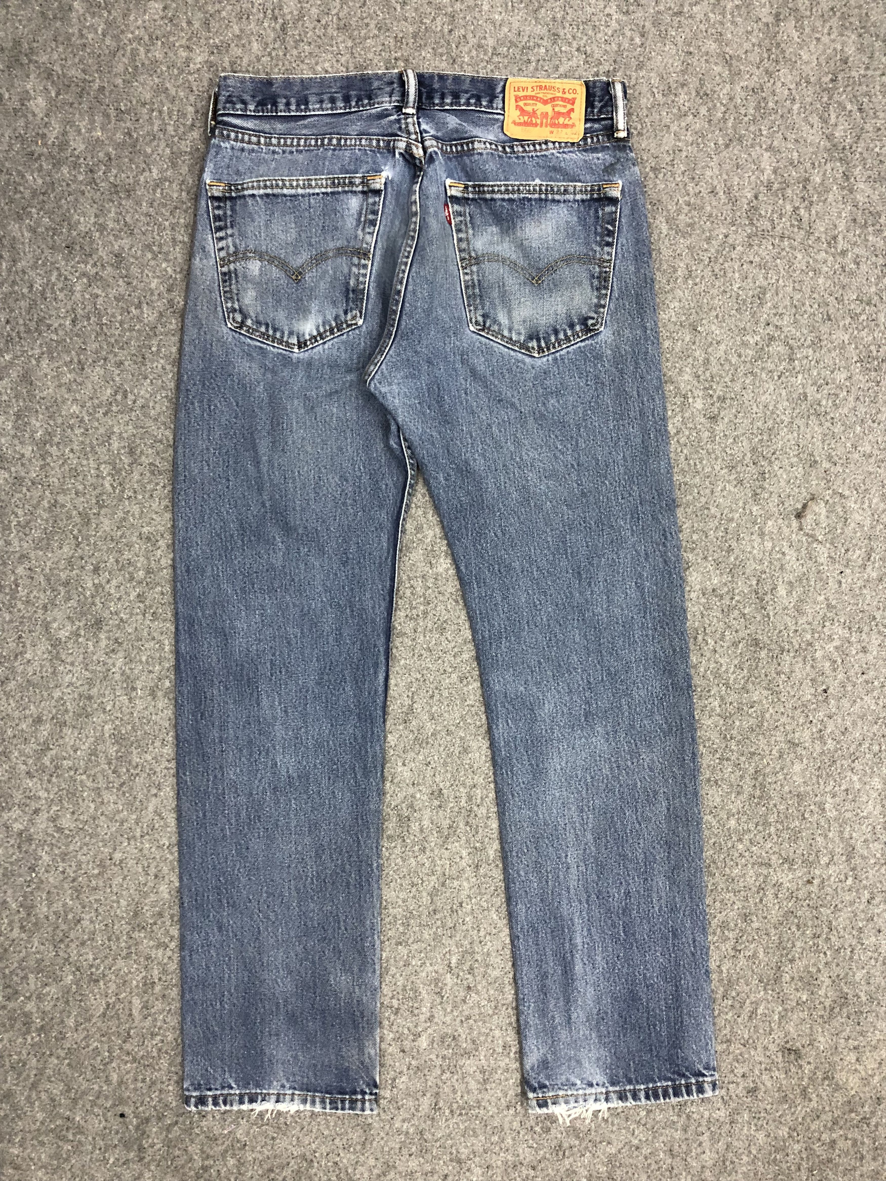 Levi's Vintage Levis 505 Light Wash Jeans DP1313 Size US 44 / EU 60 - 3 Thumbnail