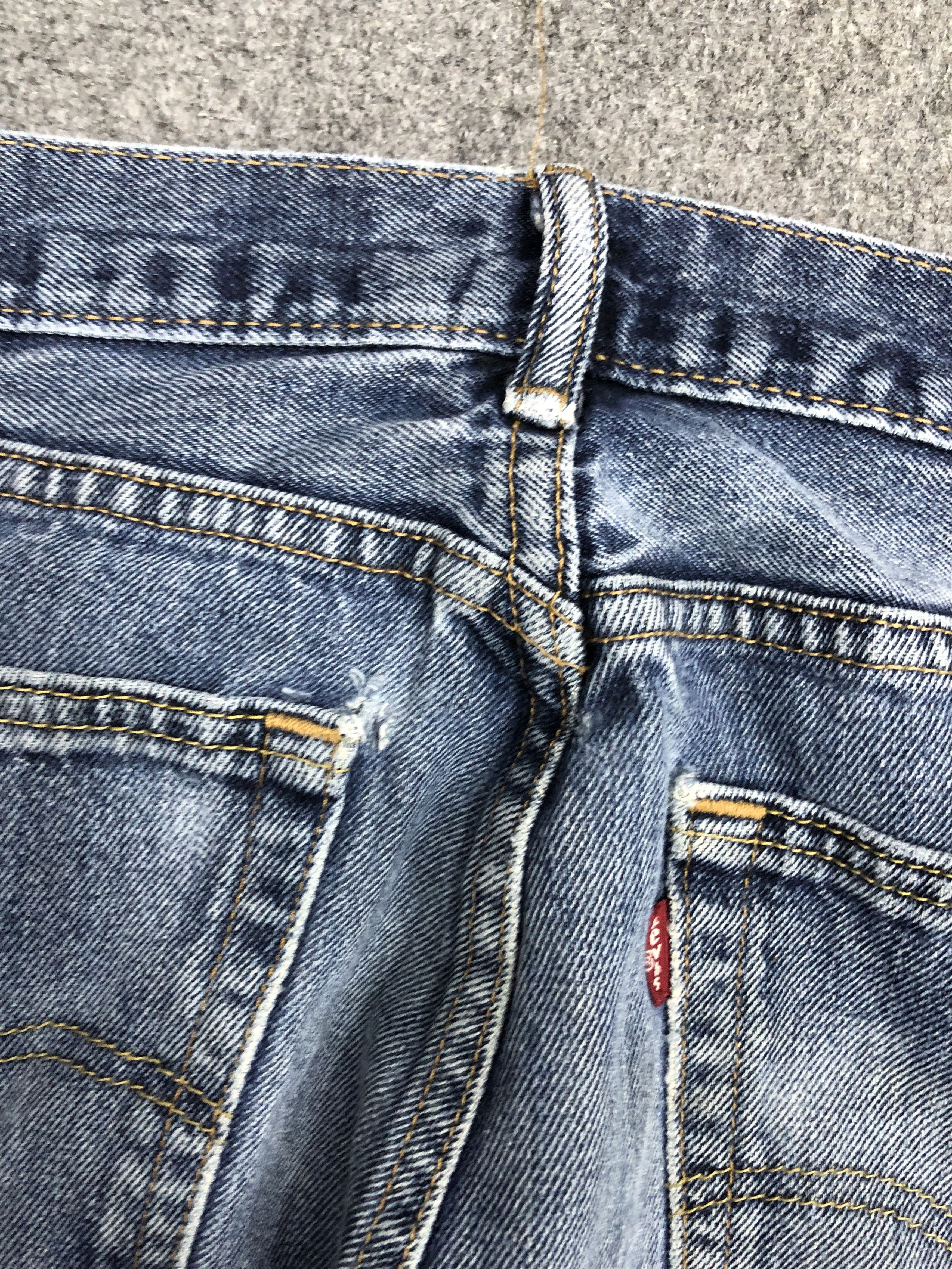 Levi's Vintage Levis 505 Light Wash Jeans DP1313 Size US 44 / EU 60 - 12 Thumbnail