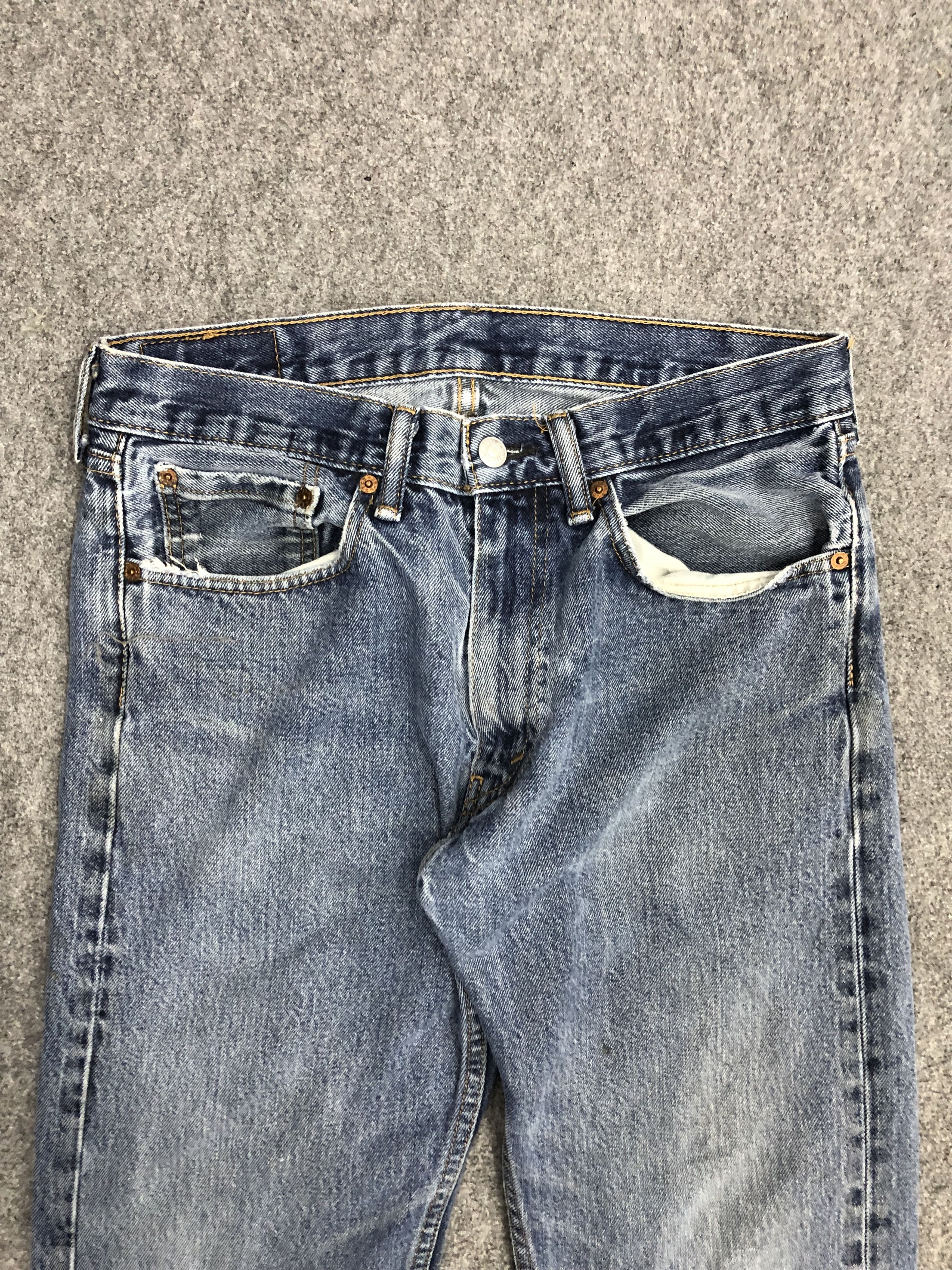 Levi's Vintage Levis 505 Light Wash Jeans DP1313 Size US 44 / EU 60 - 2 Thumbnail