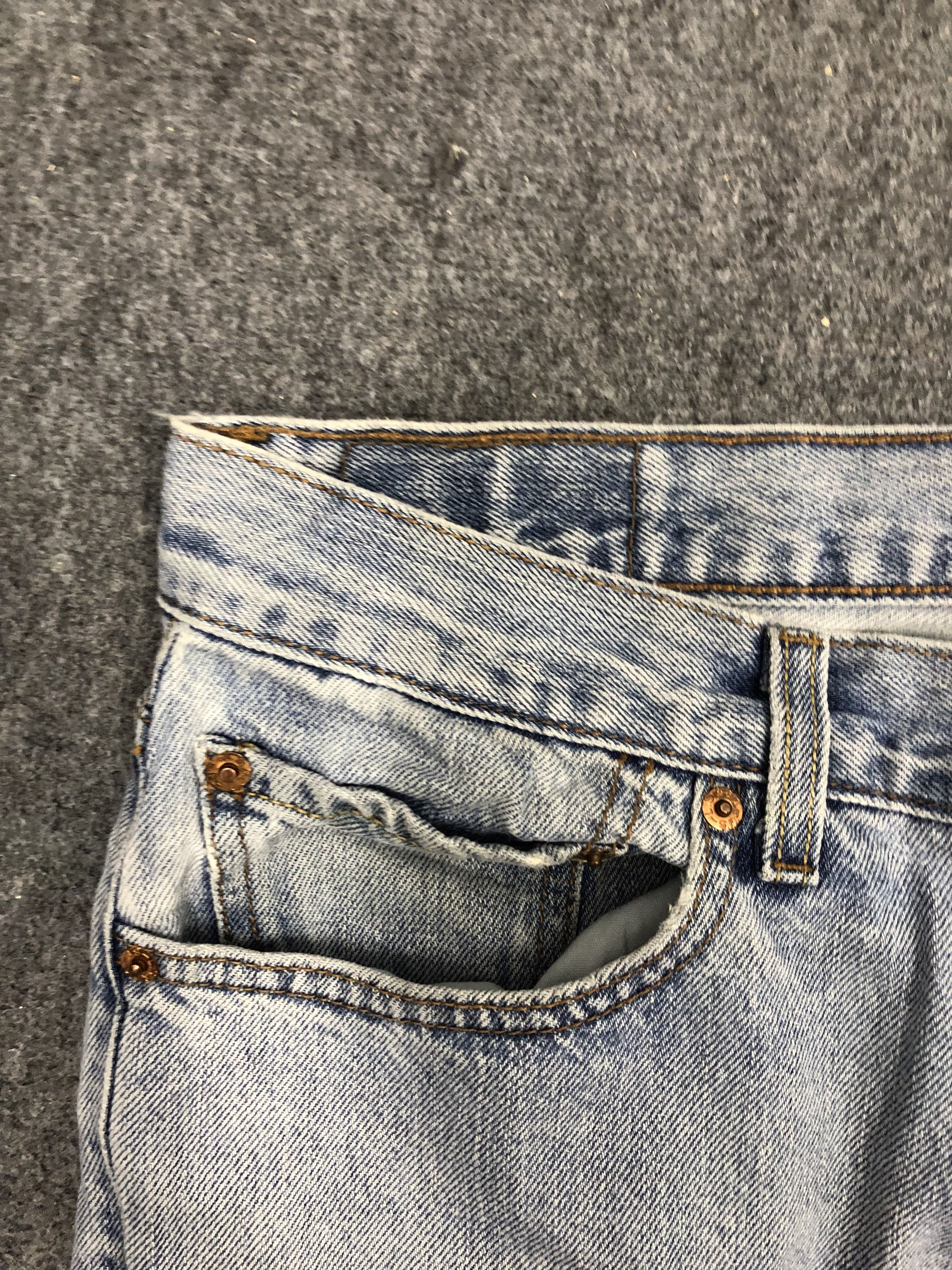 Levi's Vintage Levis 550 Light Blue Jeans DP1267 Size US 36 / EU 52 - 9 Thumbnail