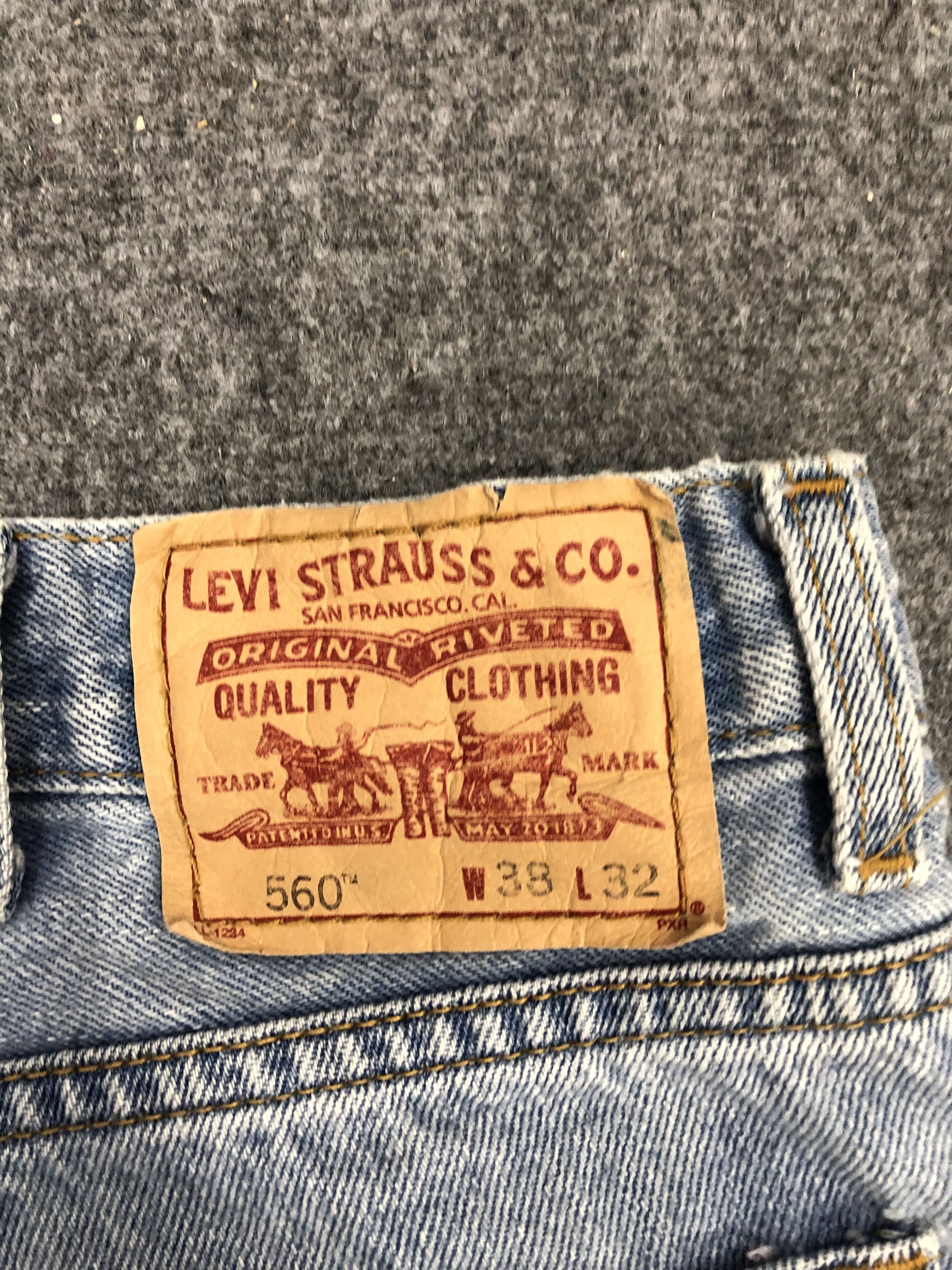 Levi's Vintage Levis 560 Sun Faded Jeans DP1262 Size US 40 / EU 56 - 5 Thumbnail