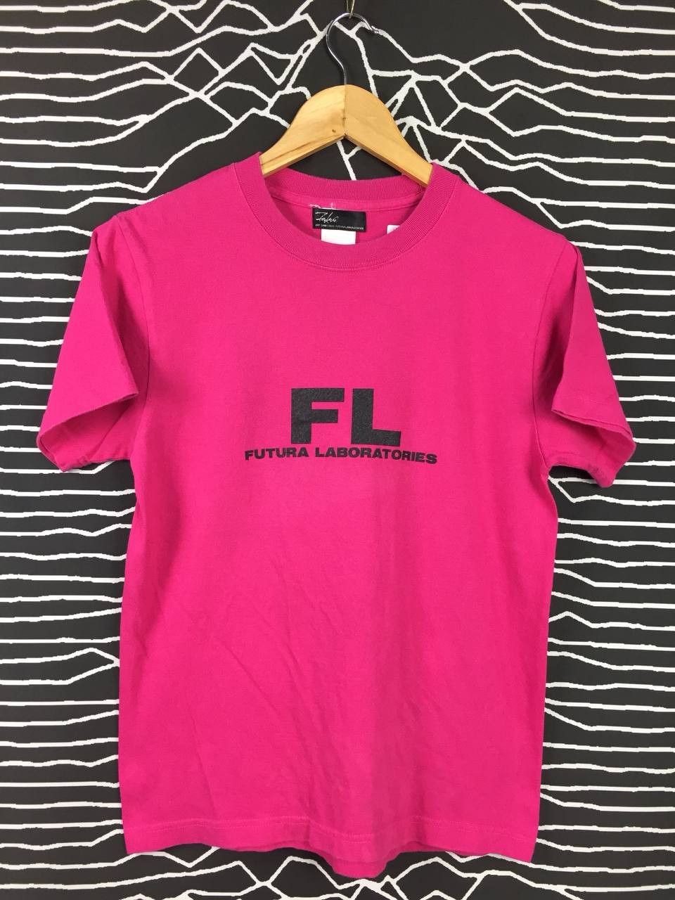 Futura Vtg Futura Laboratories Spell Out Logo Pop Art Tee Size US S / EU 44-46 / 1 - 2 Thumbnail