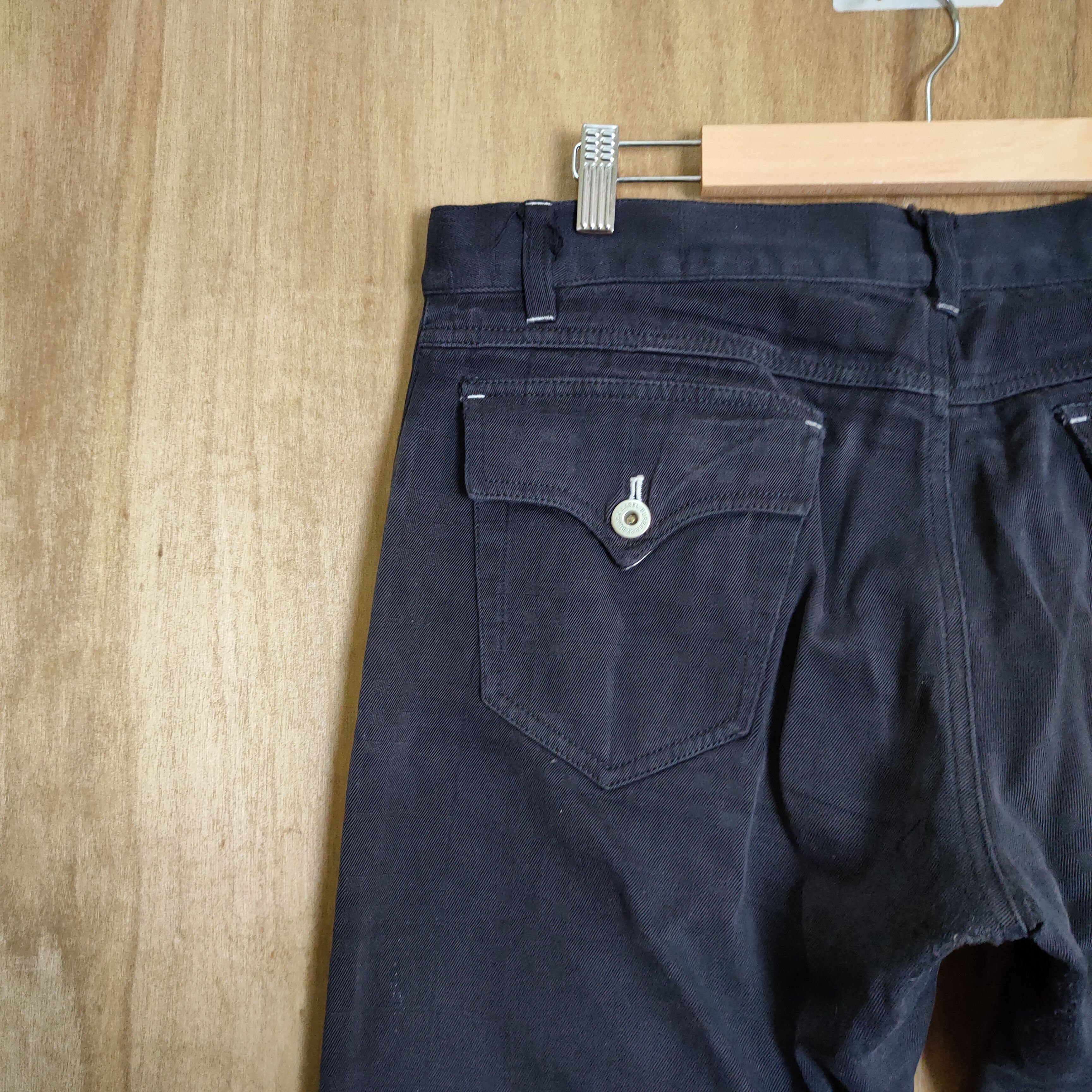 Burberry BURBERRY BLACK LABEL JEANS DENIM PANTS Size US 34 / EU 50 - 16 Thumbnail