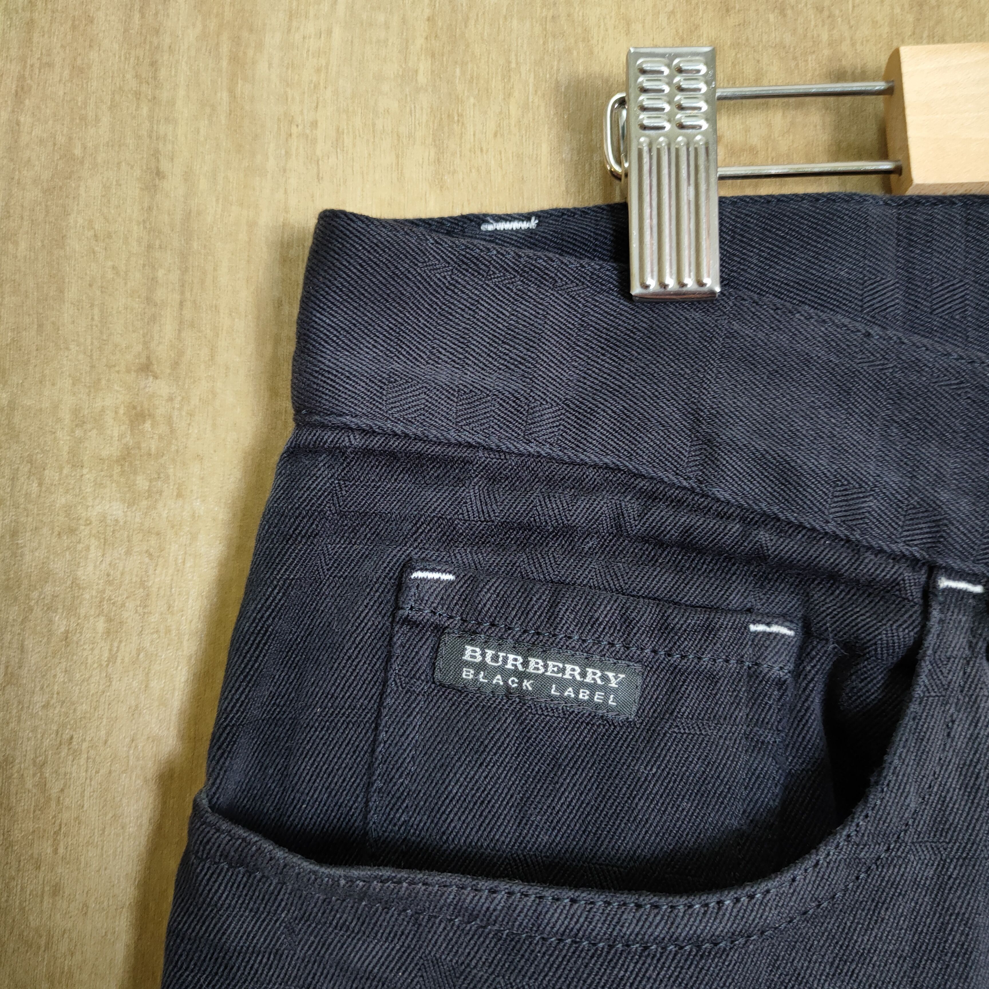 Burberry BURBERRY BLACK LABEL JEANS DENIM PANTS Size US 34 / EU 50 - 9 Thumbnail