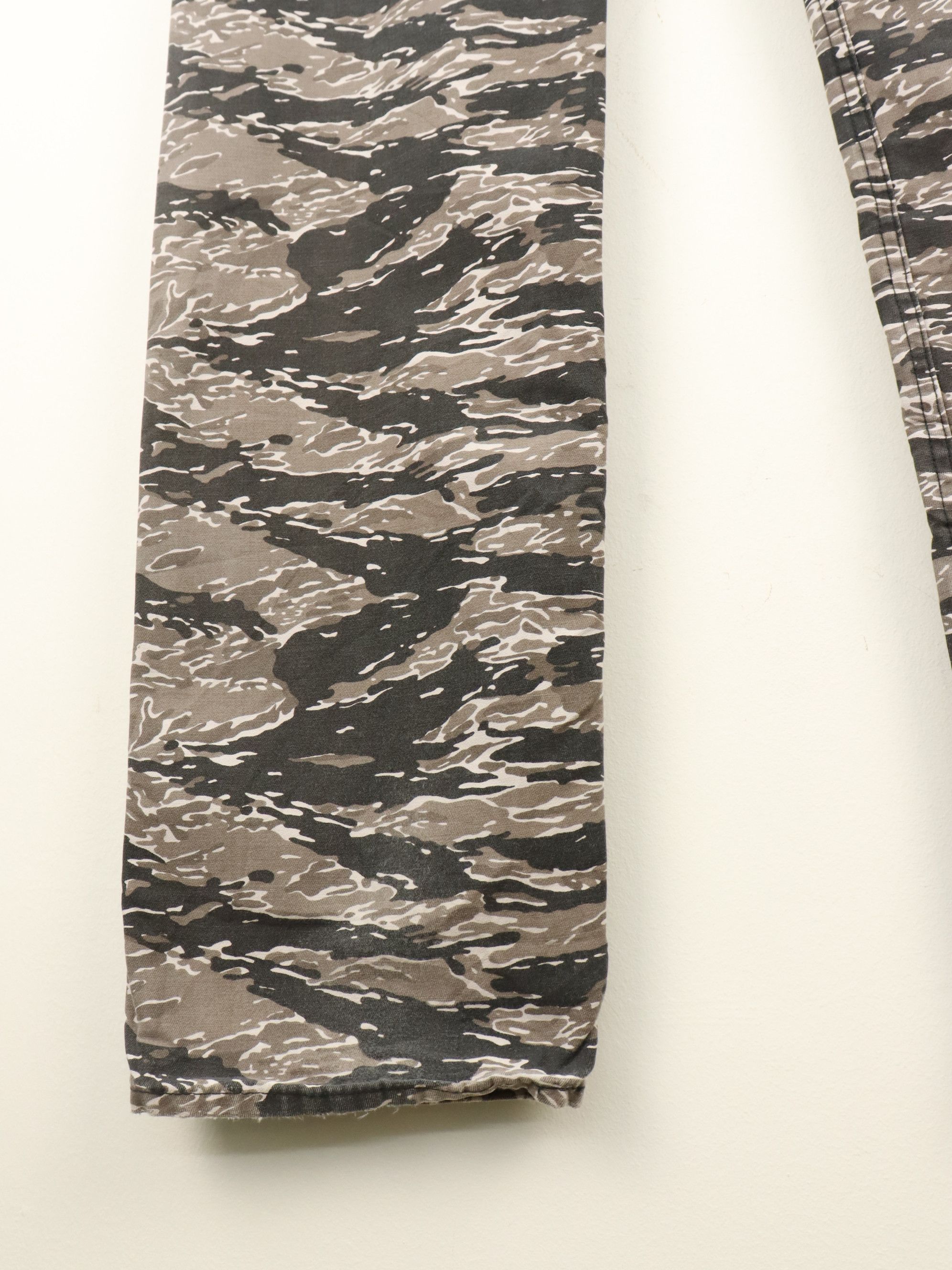 Beams Plus Beams Tiger Striped Camouflage Japan Gray Pant Size US 32 / EU 48 - 15 Thumbnail