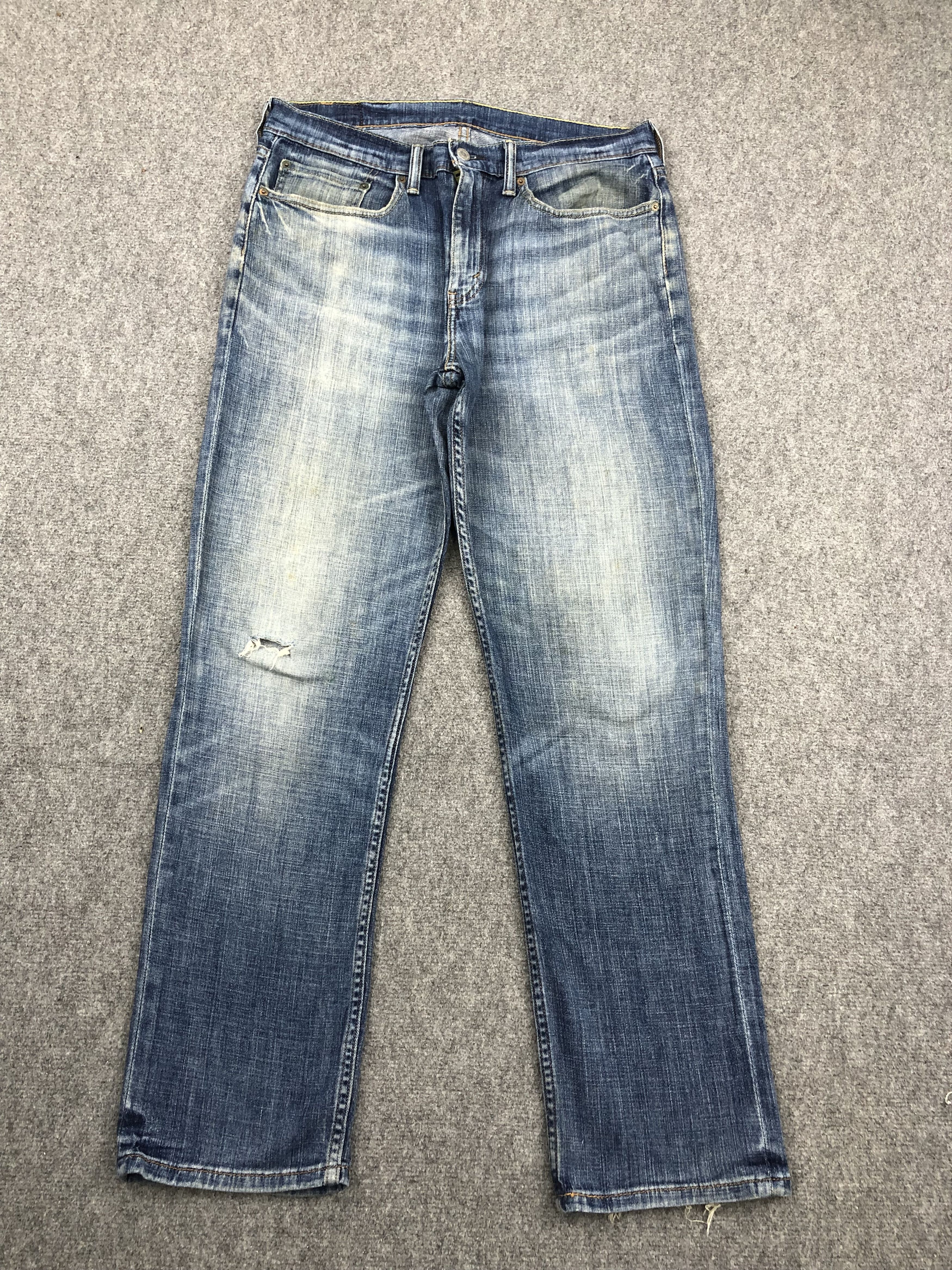 Levi's Faded Blue Vintage Levis 514 Denim DP1389 Size US 36 / EU 52 - 1 Thumbnail