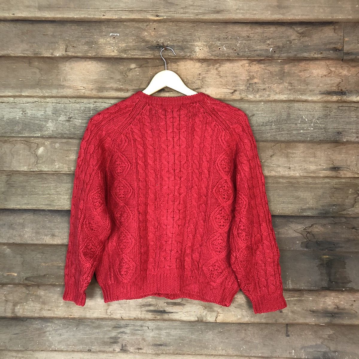 Aran Isles Knitwear Crocodile Red Patterned cable knitwear Cardigans #H252 Size US M / EU 48-50 / 2 - 10 Thumbnail