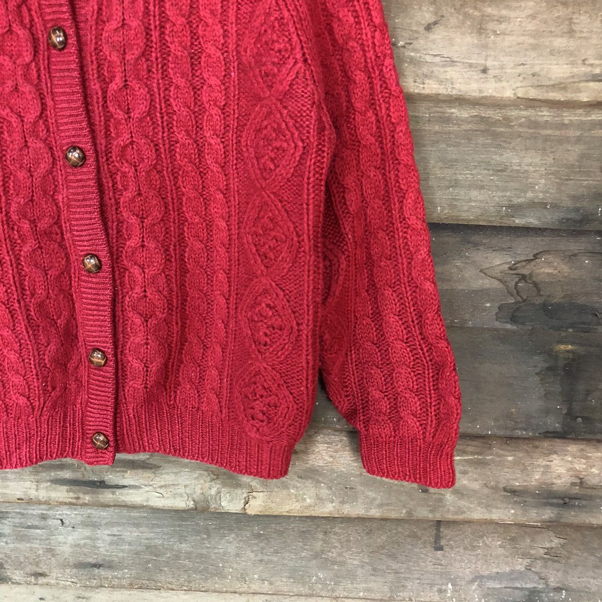 Aran Isles Knitwear Crocodile Red Patterned cable knitwear Cardigans #H252 Size US M / EU 48-50 / 2 - 5 Thumbnail