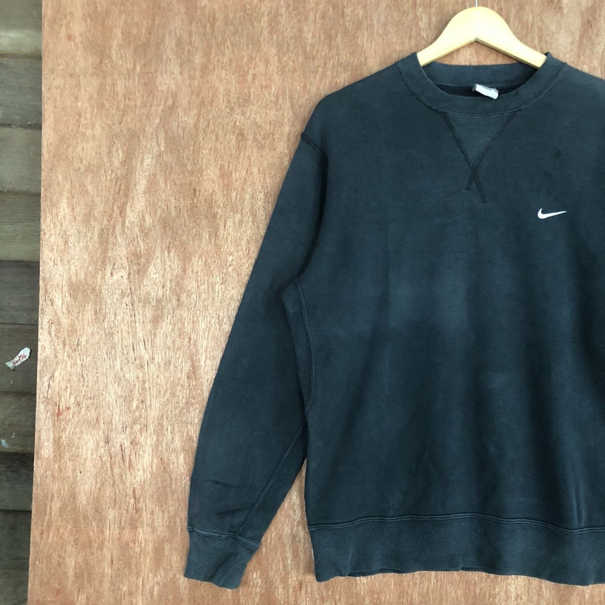 Nike Nike Black Small Logo Sweatshirt #H171 Size US L / EU 52-54 / 3 - 7 Thumbnail