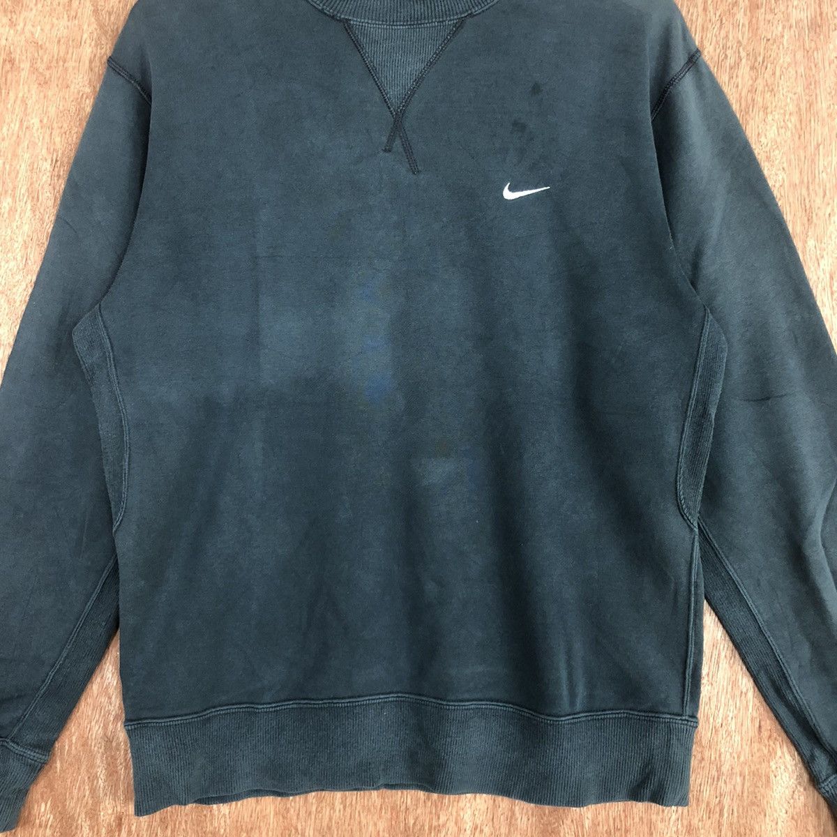 Nike Nike Black Small Logo Sweatshirt #H171 Size US L / EU 52-54 / 3 - 8 Thumbnail