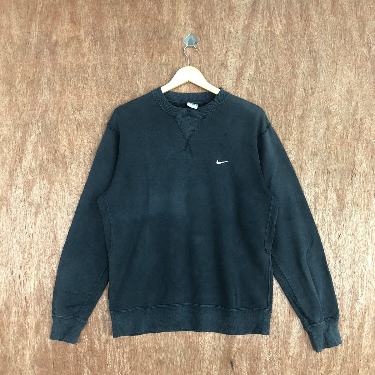 Nike Nike Black Small Logo Sweatshirt #H171 Size US L / EU 52-54 / 3 - 3 Thumbnail