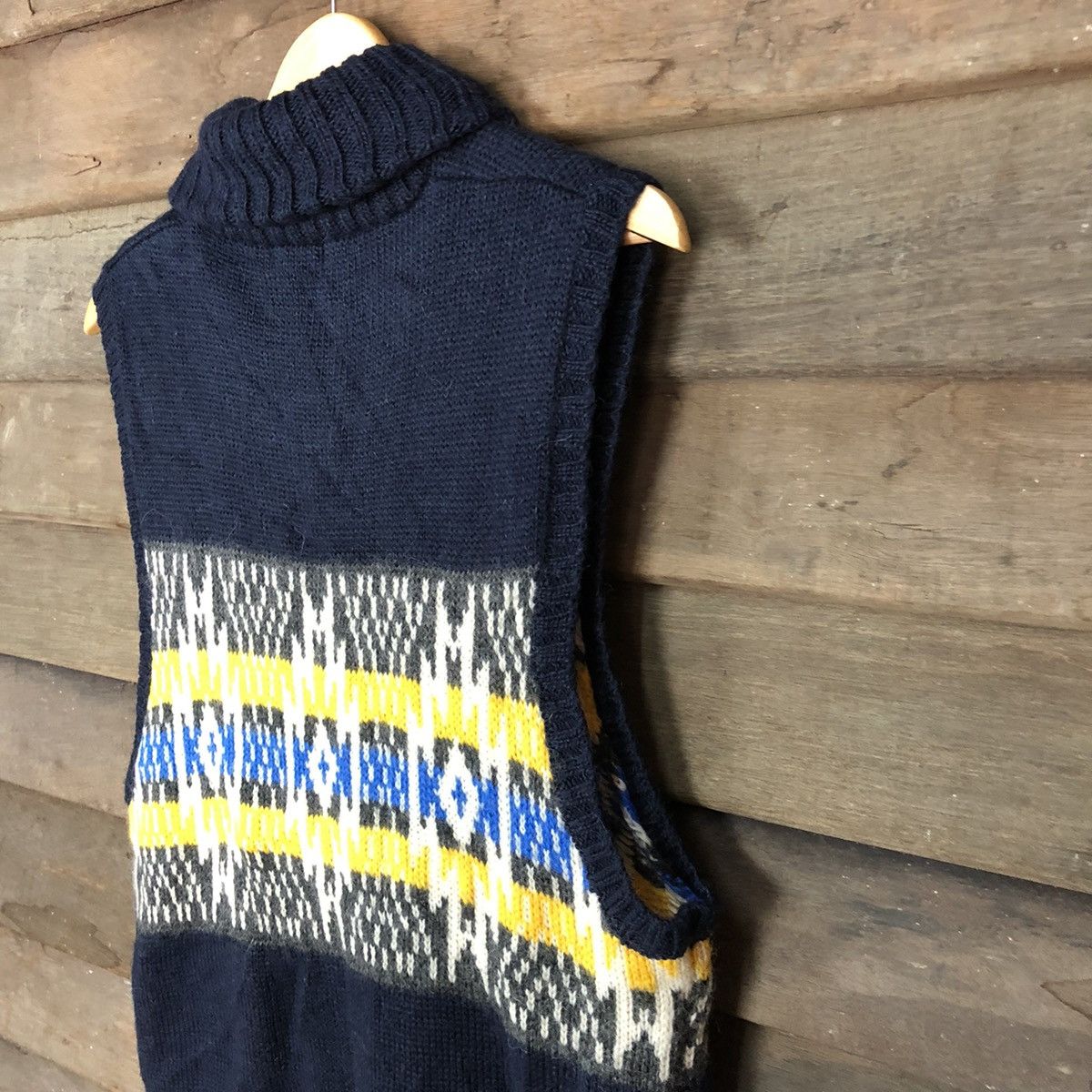 Aran Isles Knitwear GU Dark Blue Vest sleeveless cardigan Knitwear #H249 Size US L / EU 52-54 / 3 - 11 Thumbnail