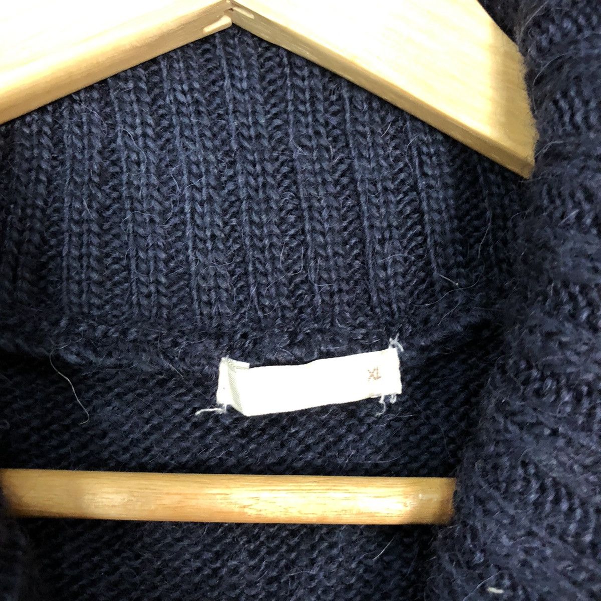 Aran Isles Knitwear GU Dark Blue Vest sleeveless cardigan Knitwear #H249 Size US L / EU 52-54 / 3 - 7 Thumbnail