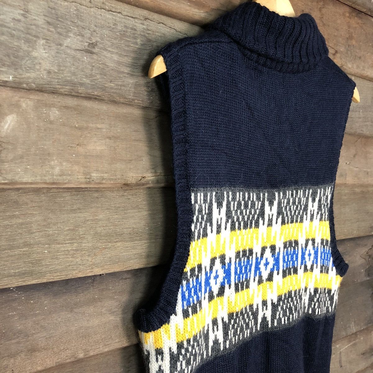 Aran Isles Knitwear GU Dark Blue Vest sleeveless cardigan Knitwear #H249 Size US L / EU 52-54 / 3 - 12 Thumbnail
