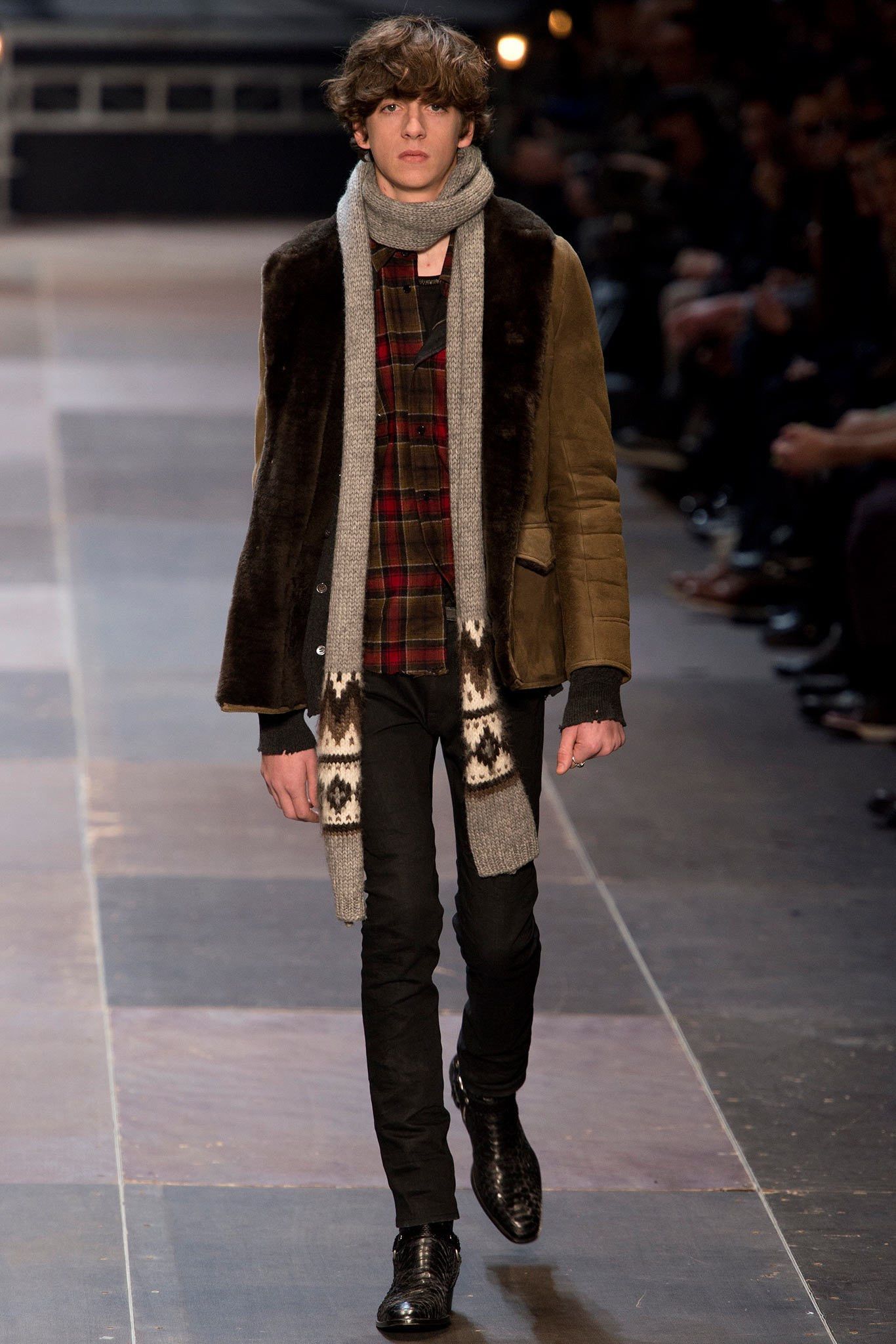 Saint Laurent Paris Hedi's Personal Suede and Shearling Coat Size US S / EU 44-46 / 1 - 11 Thumbnail