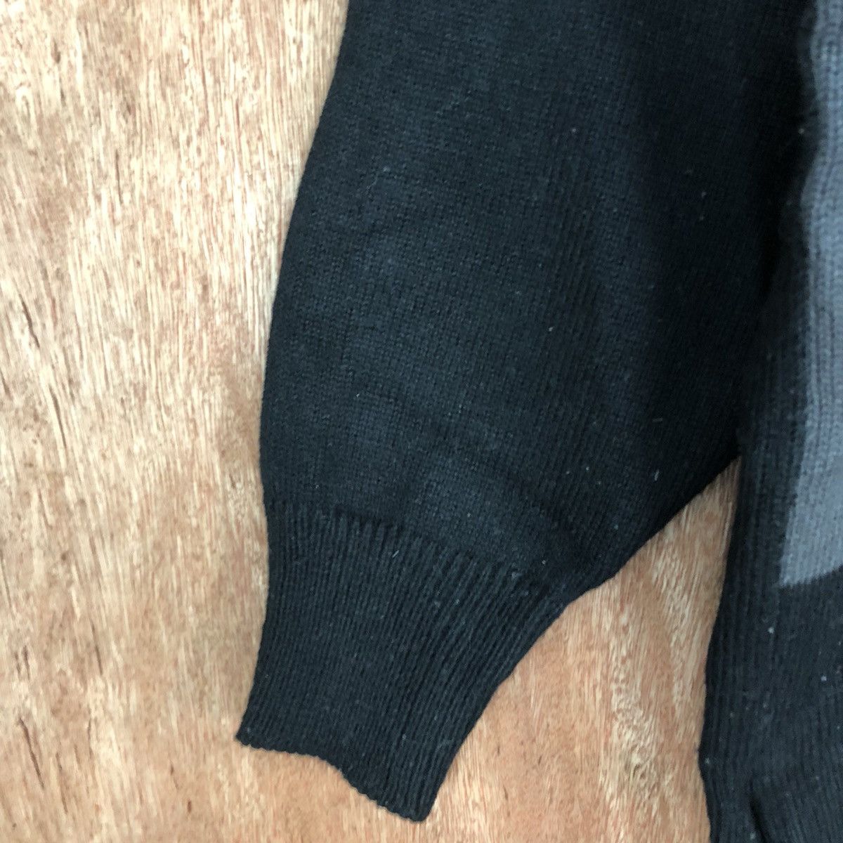 Aran Isles Knitwear Frevino art Black Knitwear sweatshirt #H149 Size US M / EU 48-50 / 2 - 6 Thumbnail