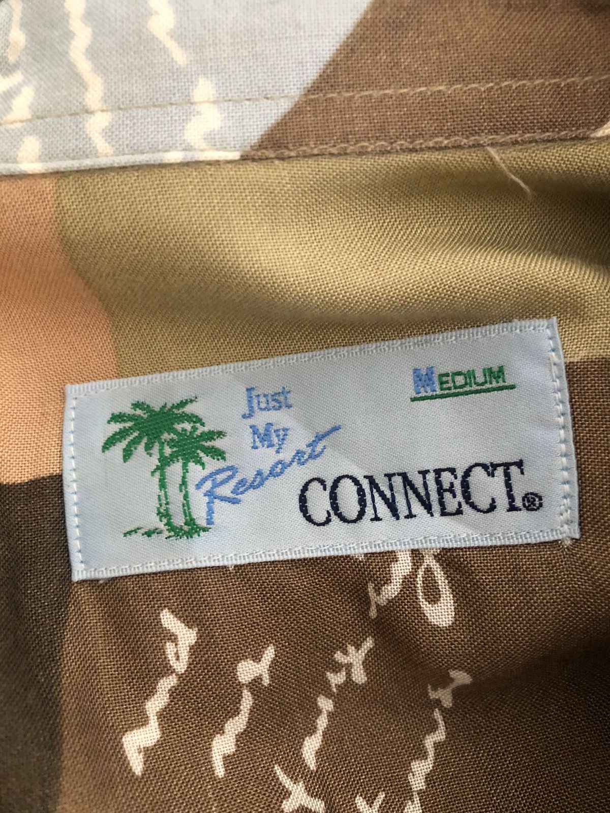 Vintage Vintage Connect Japan Abstract Psychedelic Hawaiian Shirt Size US M / EU 48-50 / 2 - 16 Thumbnail