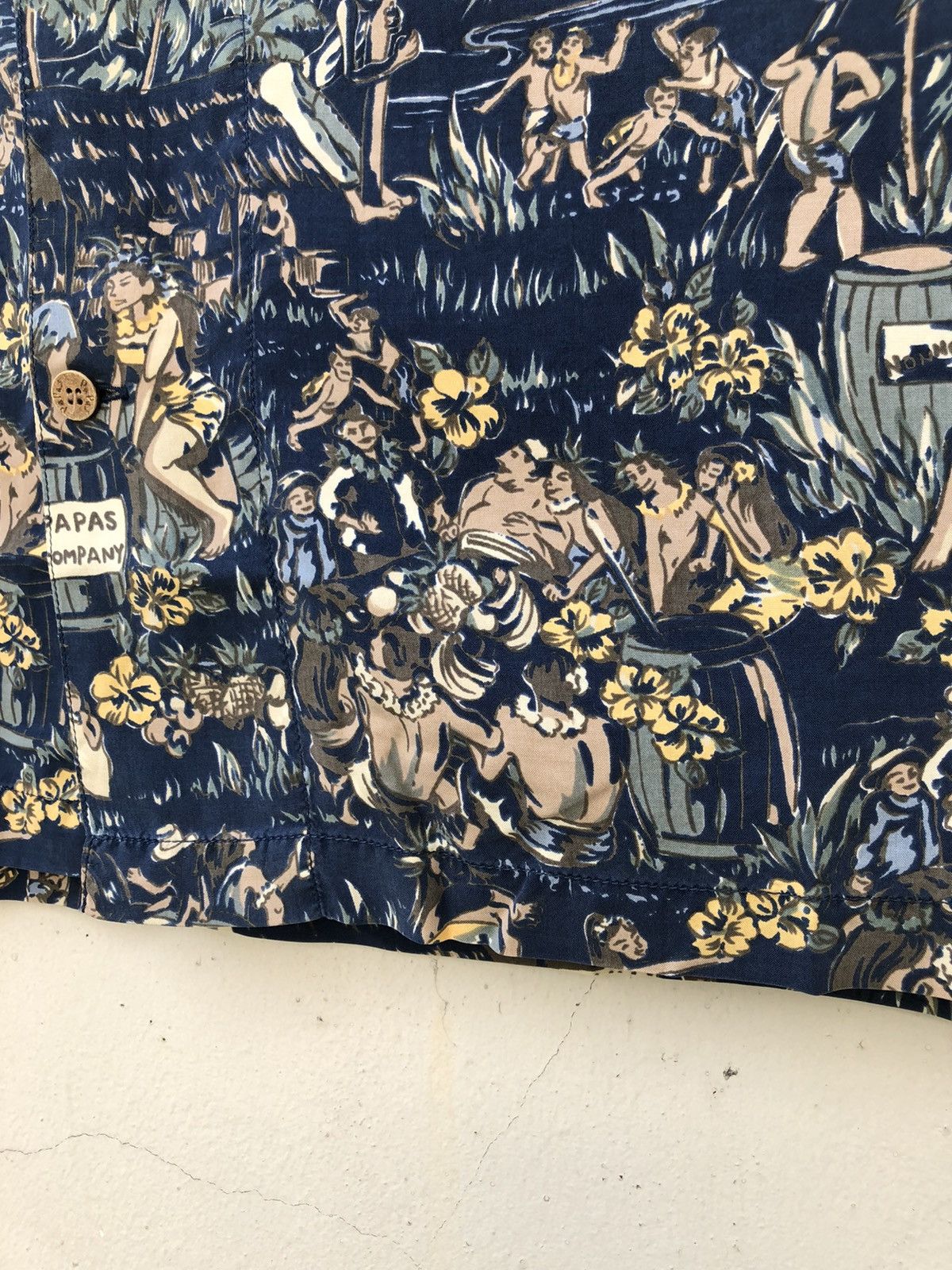 Mademoiselle Non Non Vintage Papas Island Japan Baggy Silk Hawaiian Shirt Size US L / EU 52-54 / 3 - 10 Thumbnail